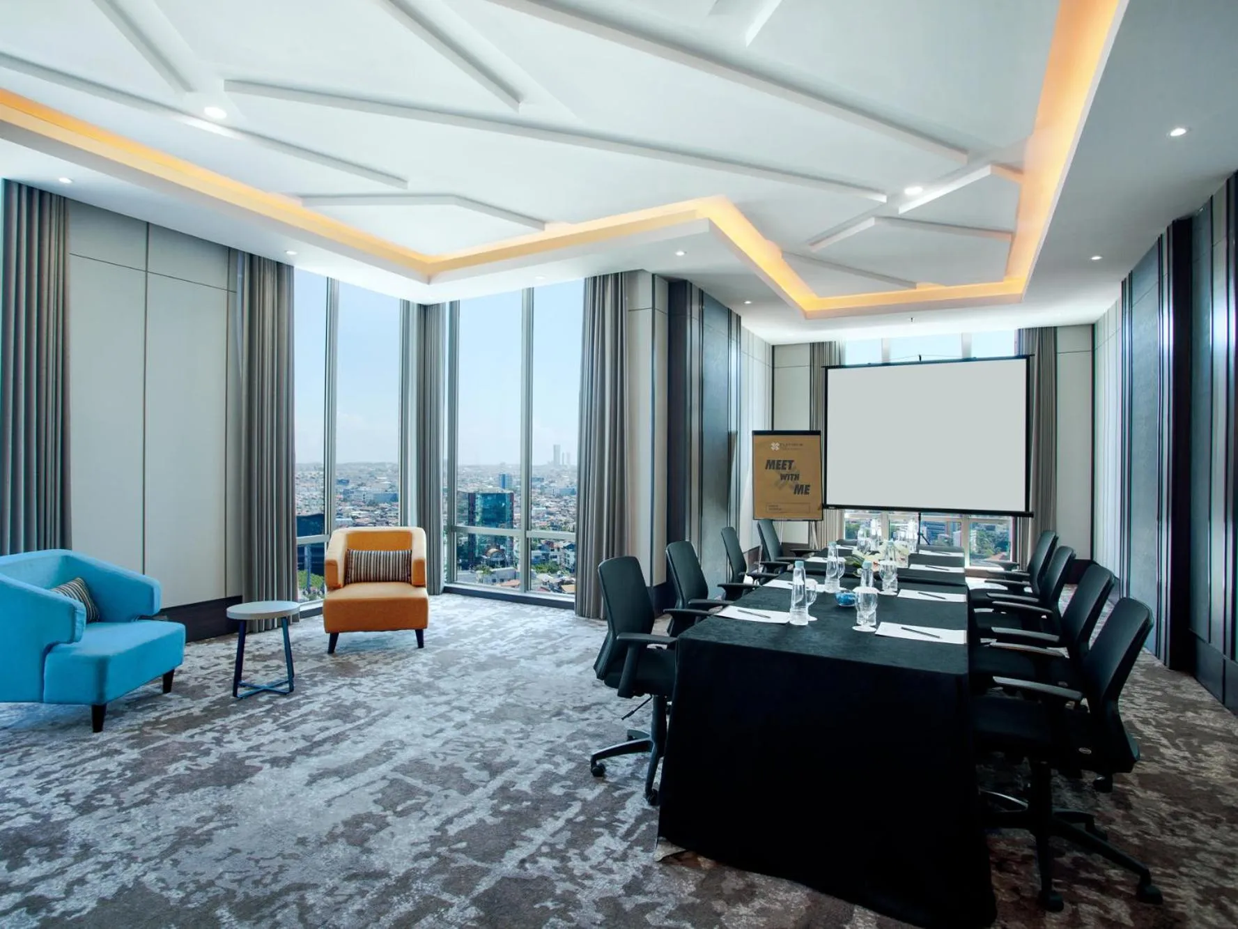 Business facilities in Platinum Hotel Tunjungan Surabaya