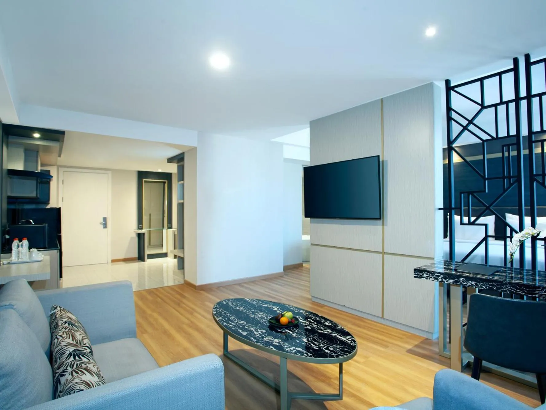 Living room in Platinum Hotel Tunjungan Surabaya