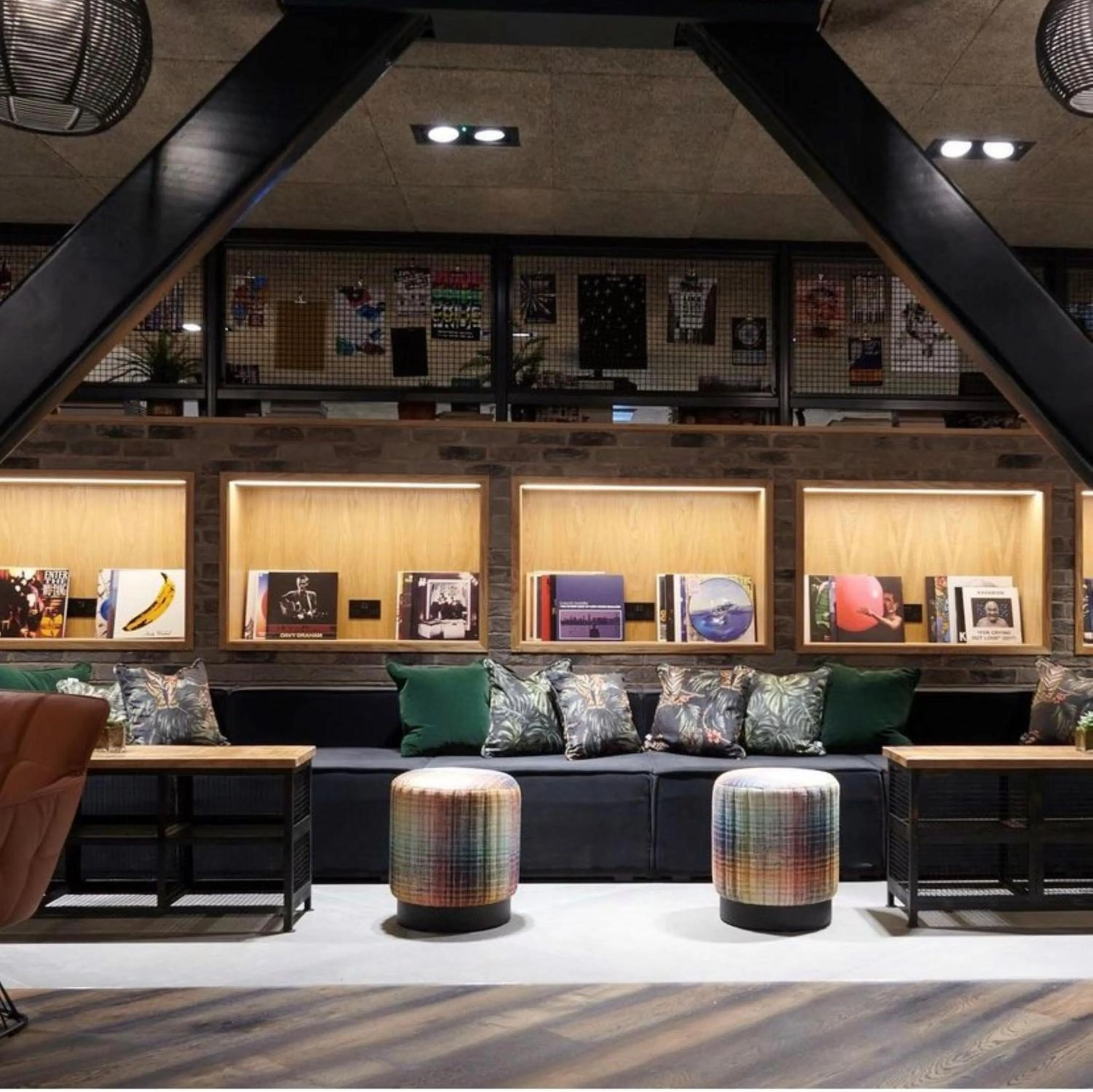 Lounge or bar in voco Leicester by IHG