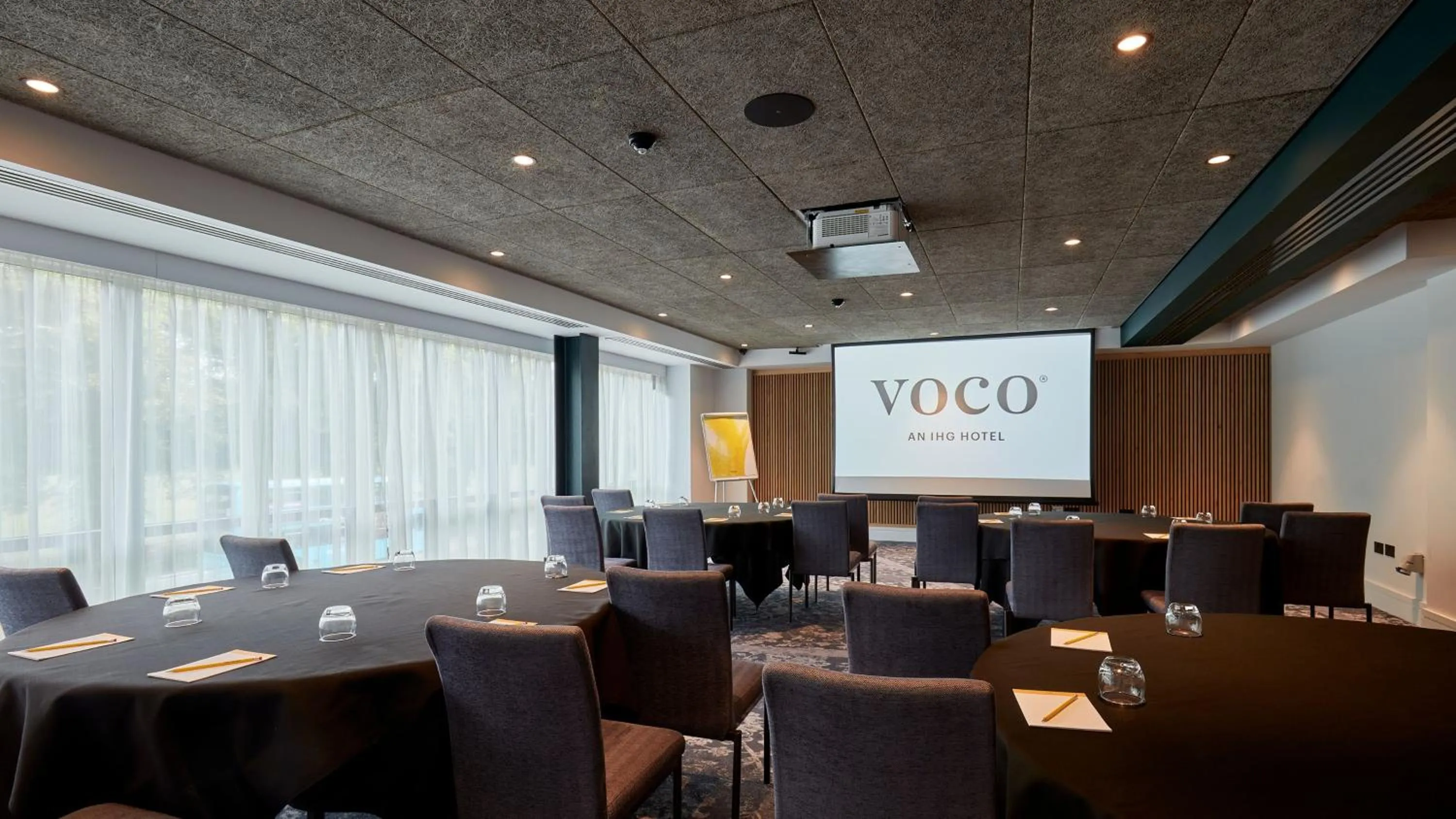 Meeting/conference room in voco Leicester by IHG