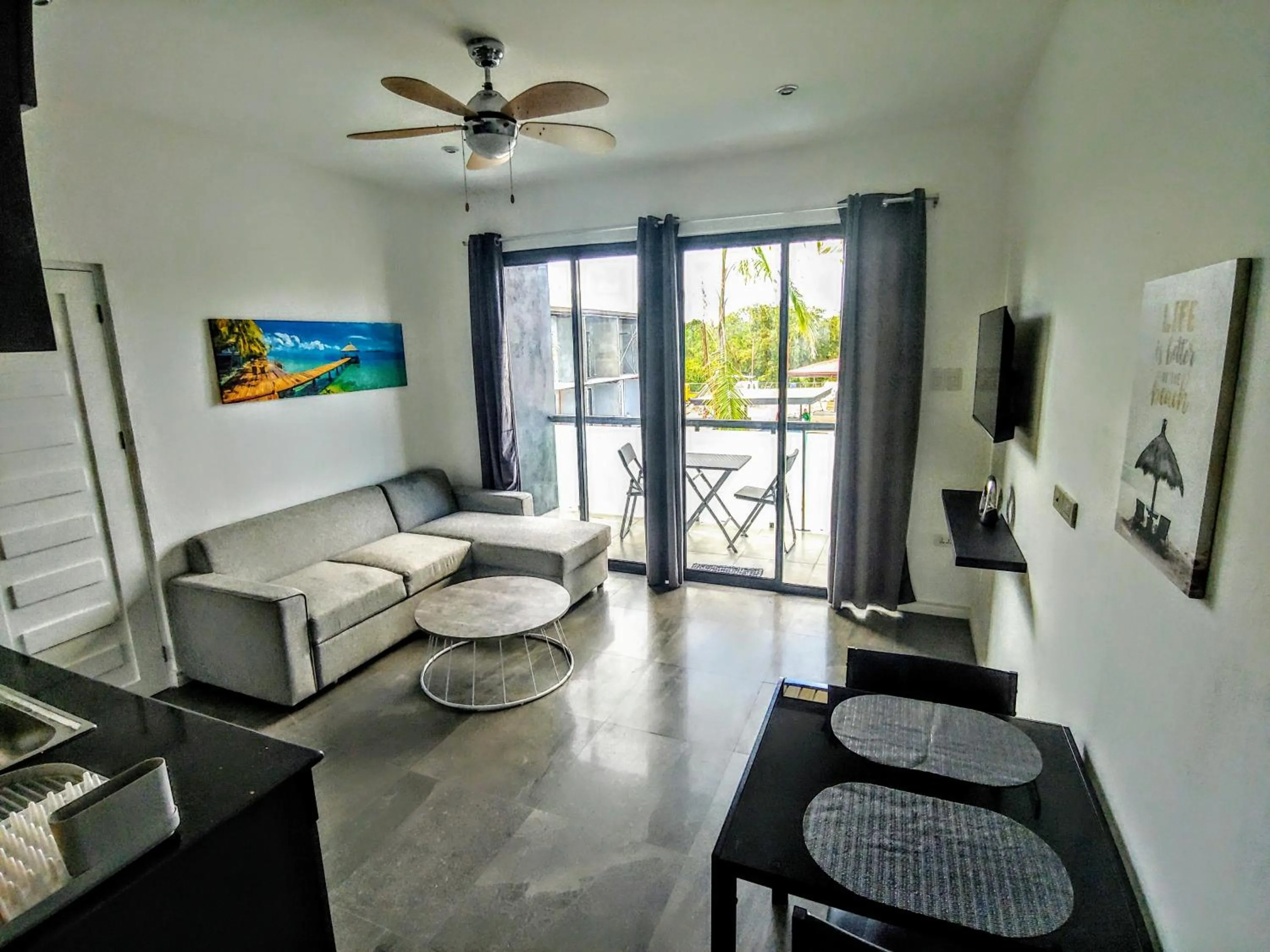 Living room in Bohol Jewel Resort