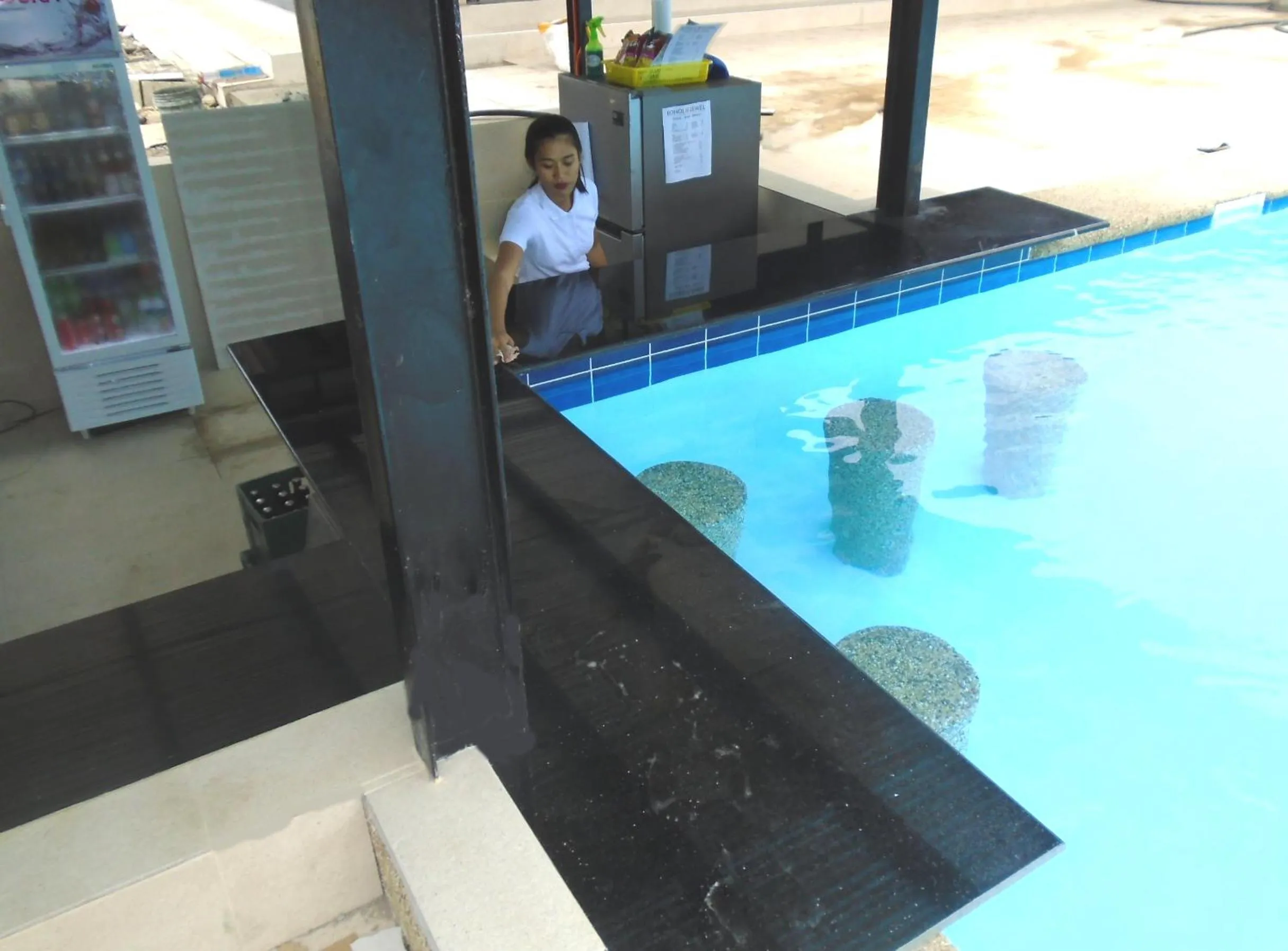 Swimming pool in Bohol Jewel Resort