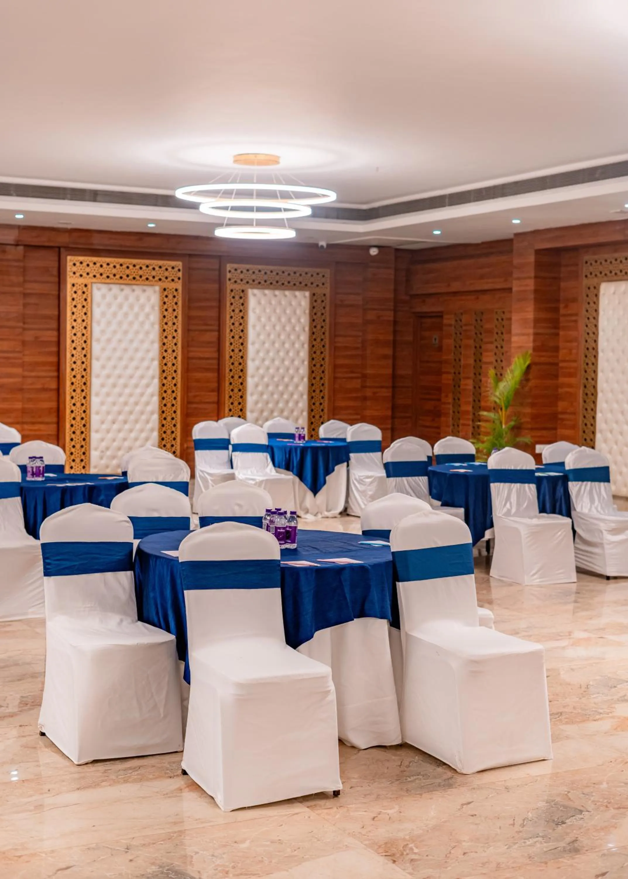 Banquet/Function facilities in Playotel Resort Bhopal