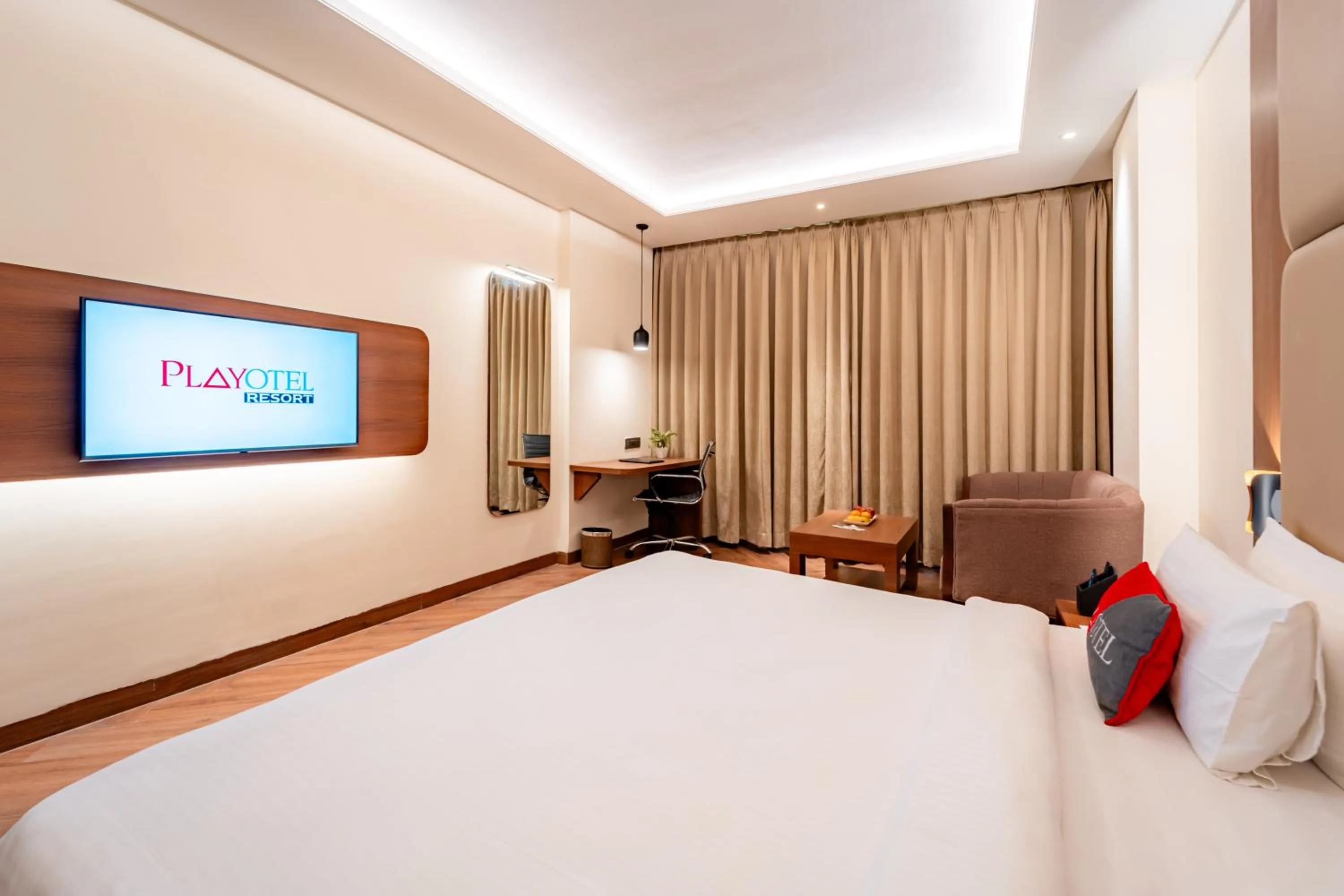 Bedroom, Bed in Playotel Resort Bhopal