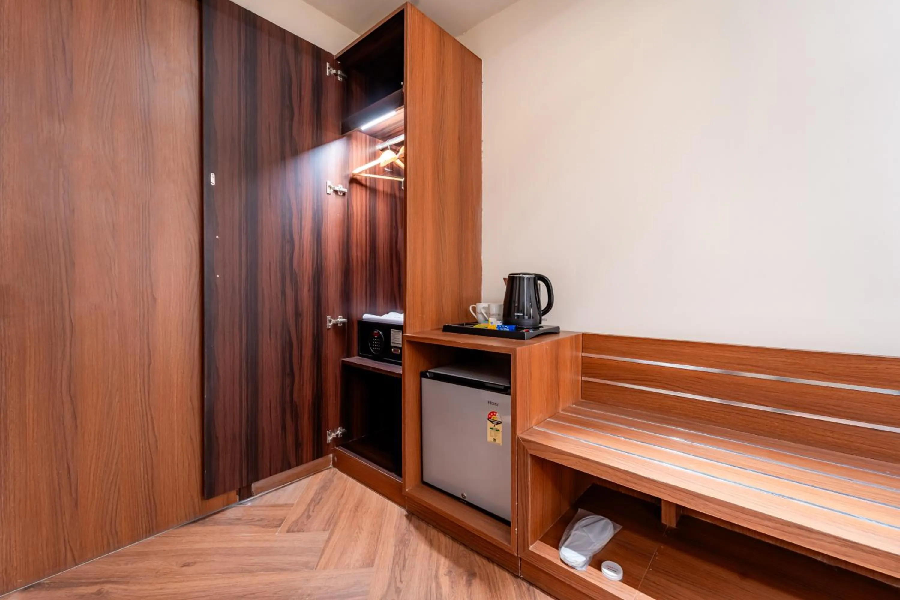 oven in Playotel Resort Bhopal