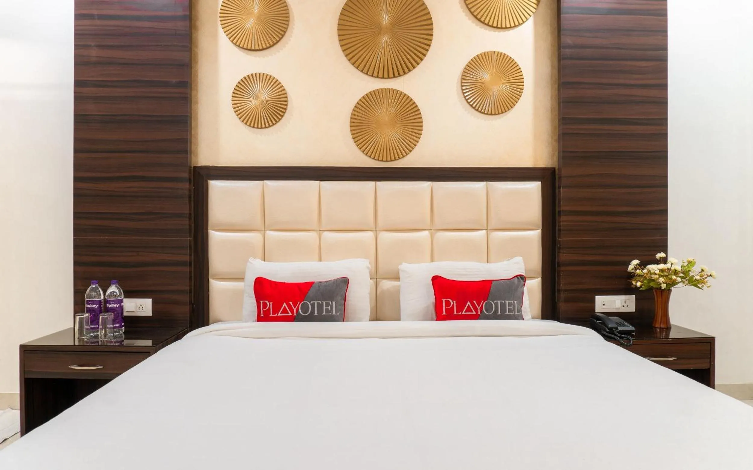 Bed in Playotel Resort Bhopal
