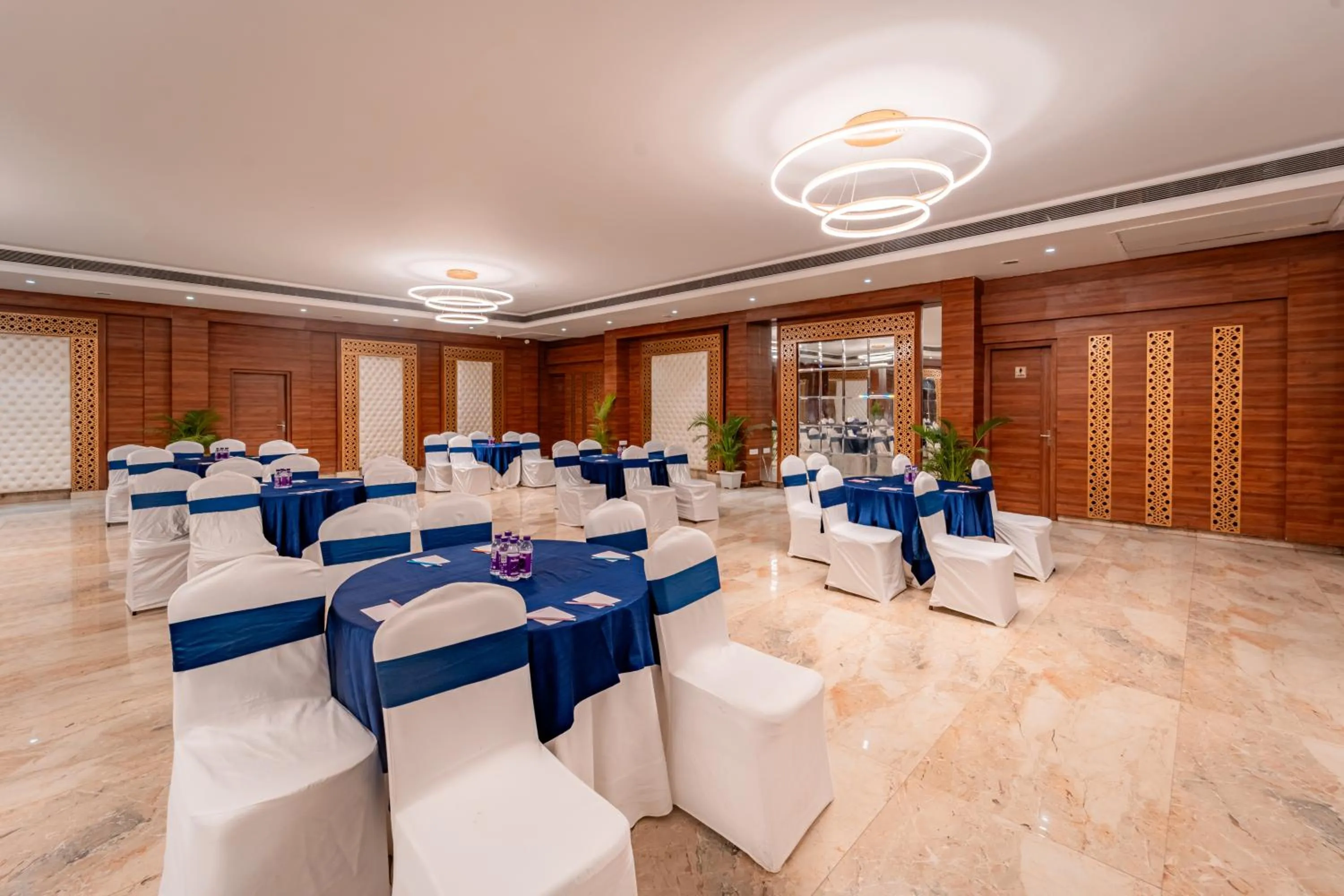 Banquet/Function facilities in Playotel Resort Bhopal