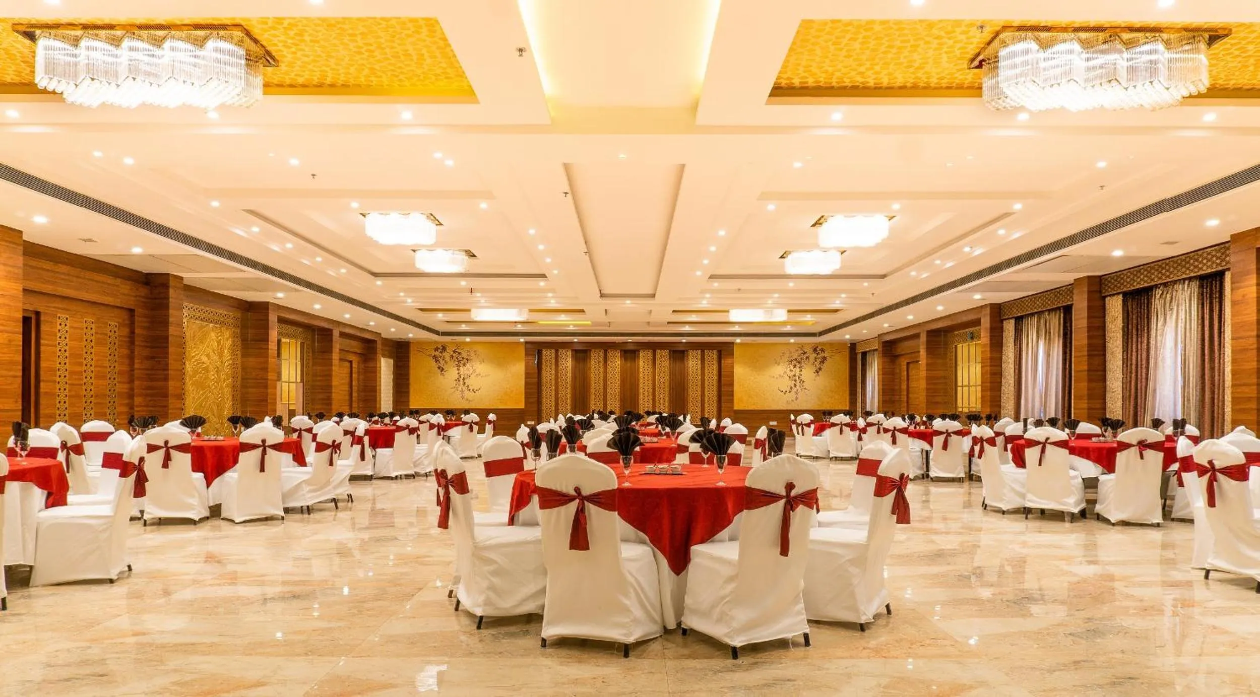Banquet/Function facilities in Playotel Resort Bhopal