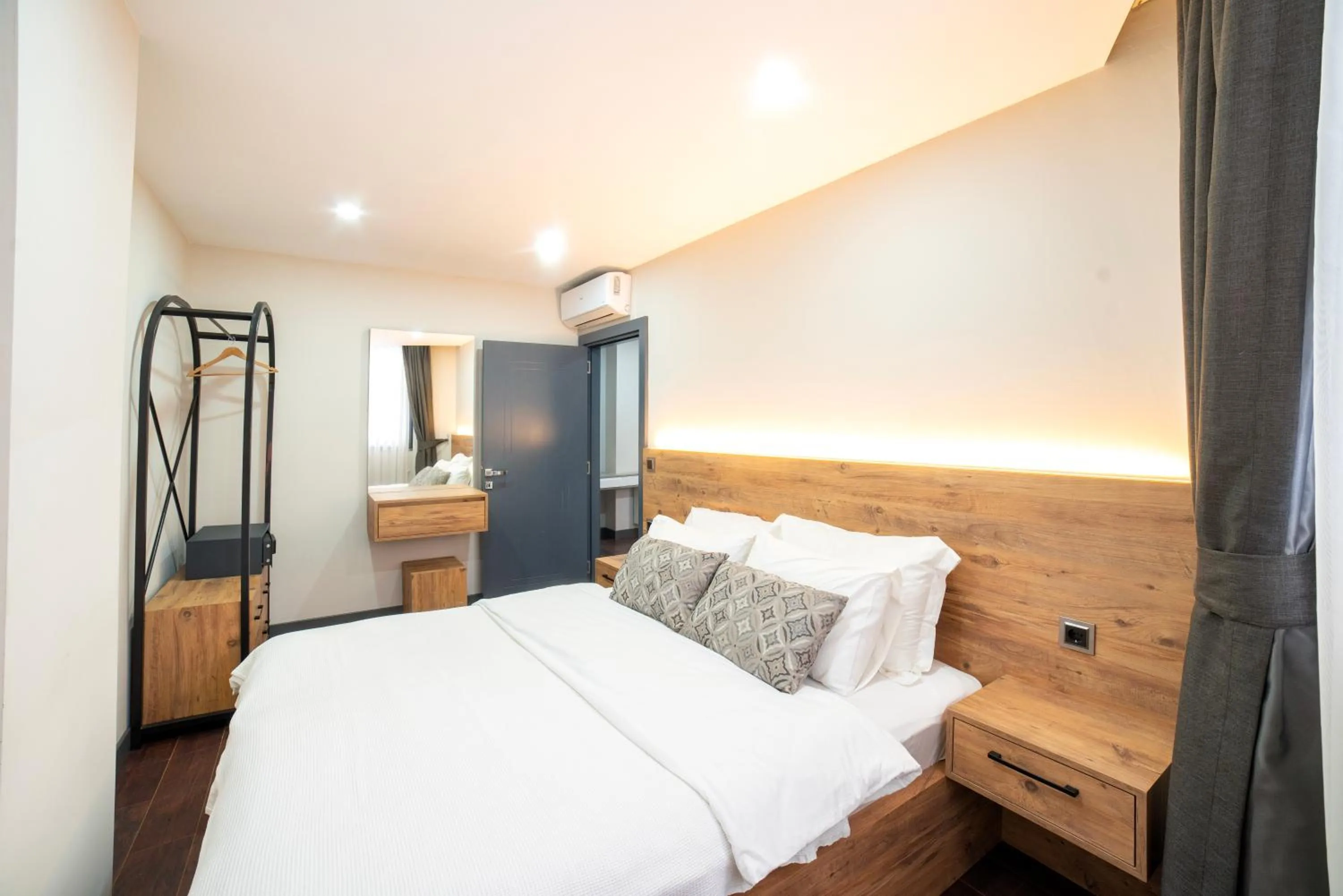 Bed in City Moonlight Apart Hotel