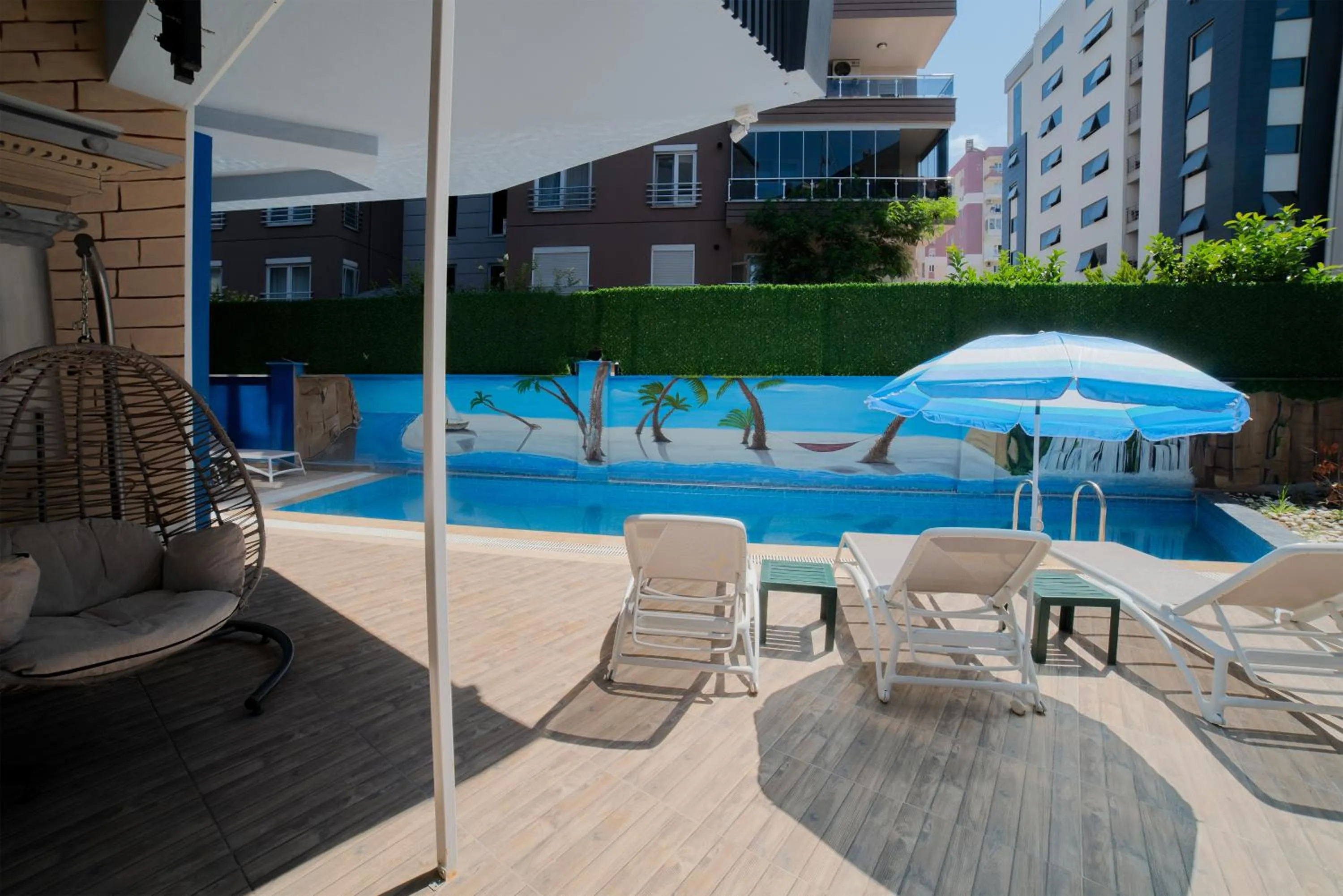 Swimming pool in City Moonlight Apart Hotel
