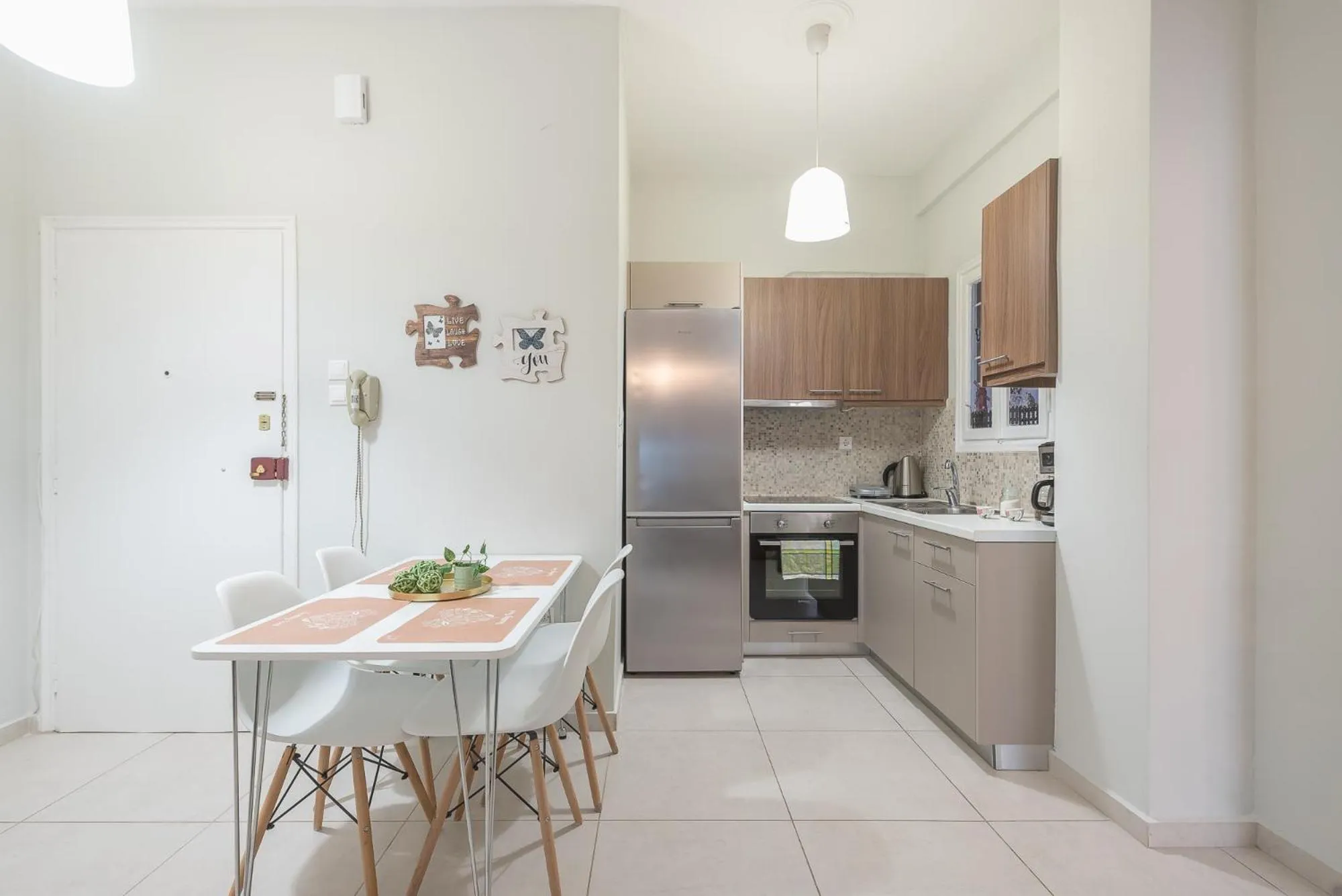 Kitchen or kitchenette in Erythros Boutique Suite By Cloudkeys