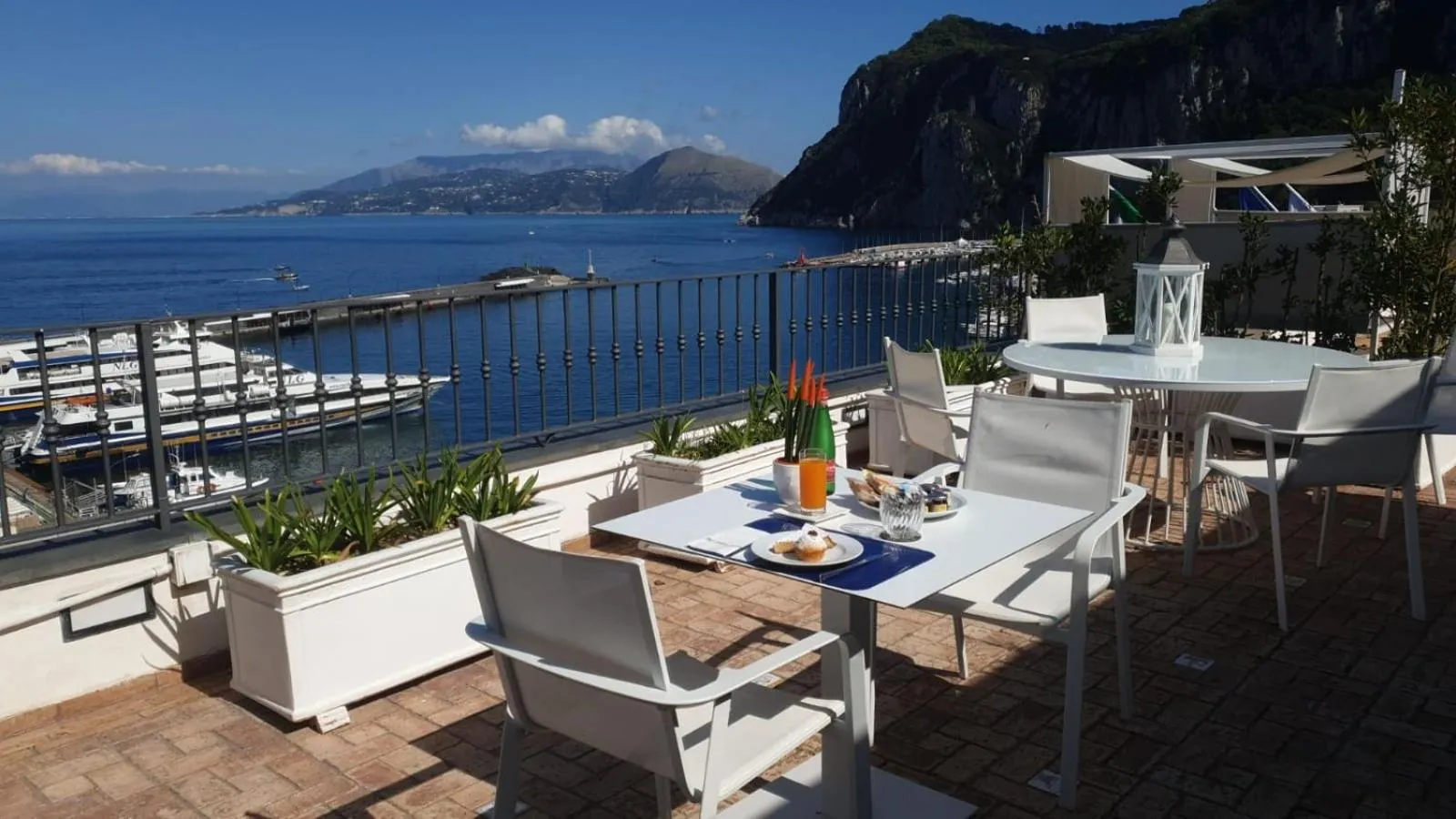 Balcony/Terrace in Relais Maresca Luxury Small Hotel & Terrace Restaurant