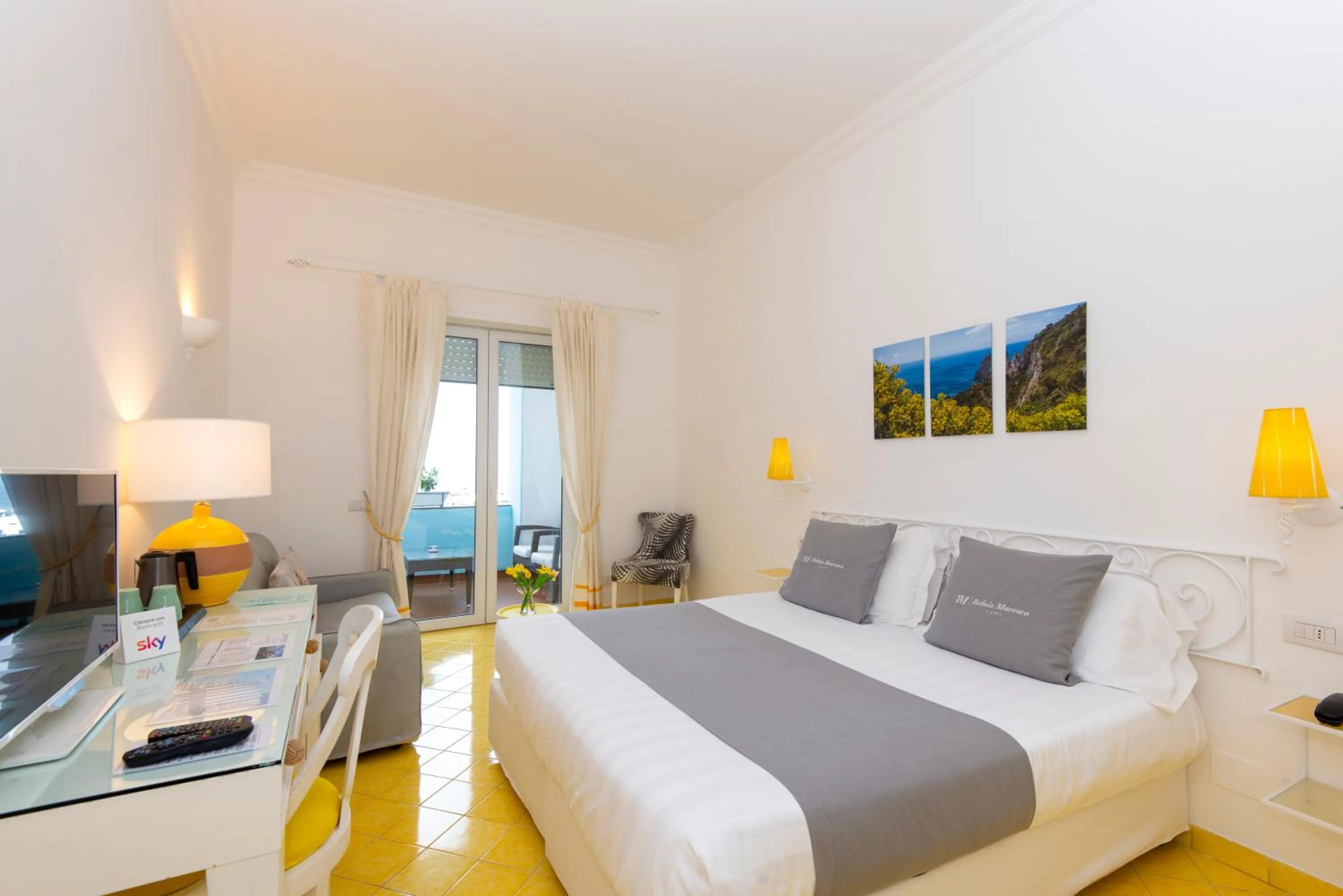 Bedroom, Bed in Relais Maresca Luxury Small Hotel & Terrace Restaurant