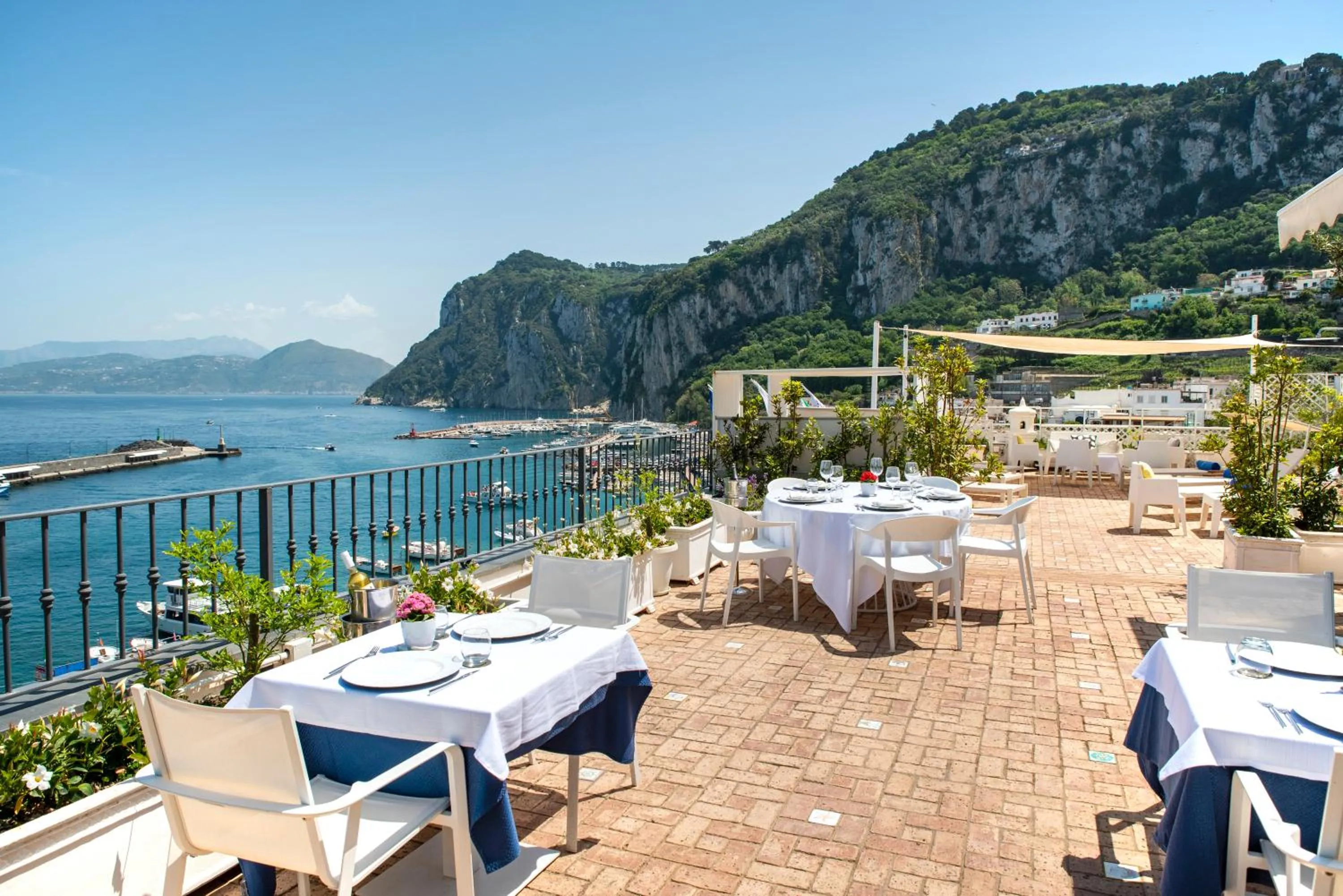 Restaurant/places to eat in Relais Maresca Luxury Small Hotel & Terrace Restaurant