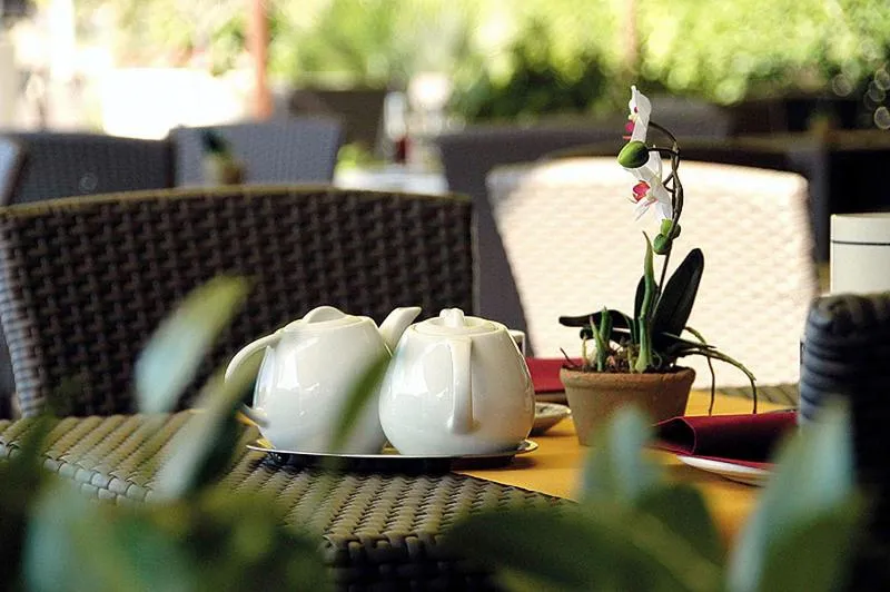 Restaurant/places to eat in Hotel Europa