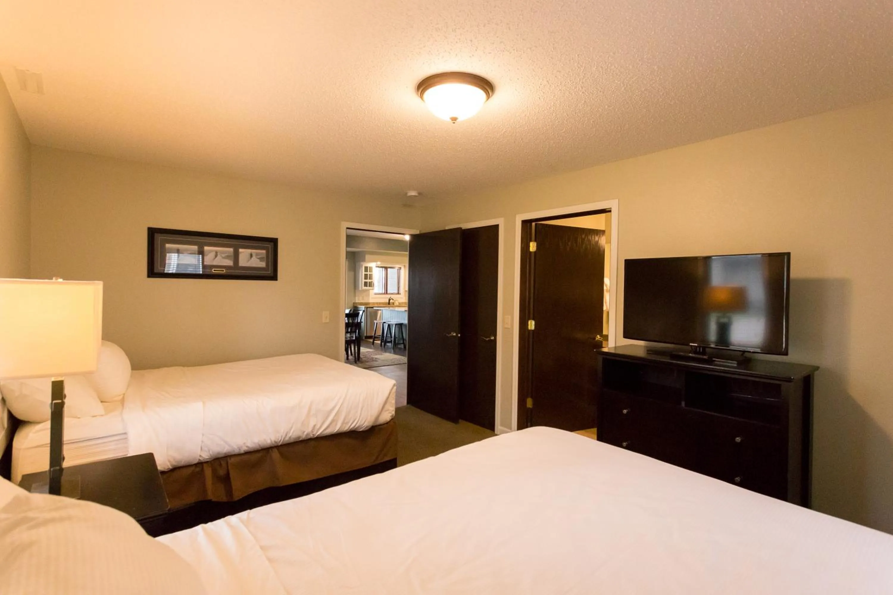 Bed in Bay Colony- Unit 764 - Lower