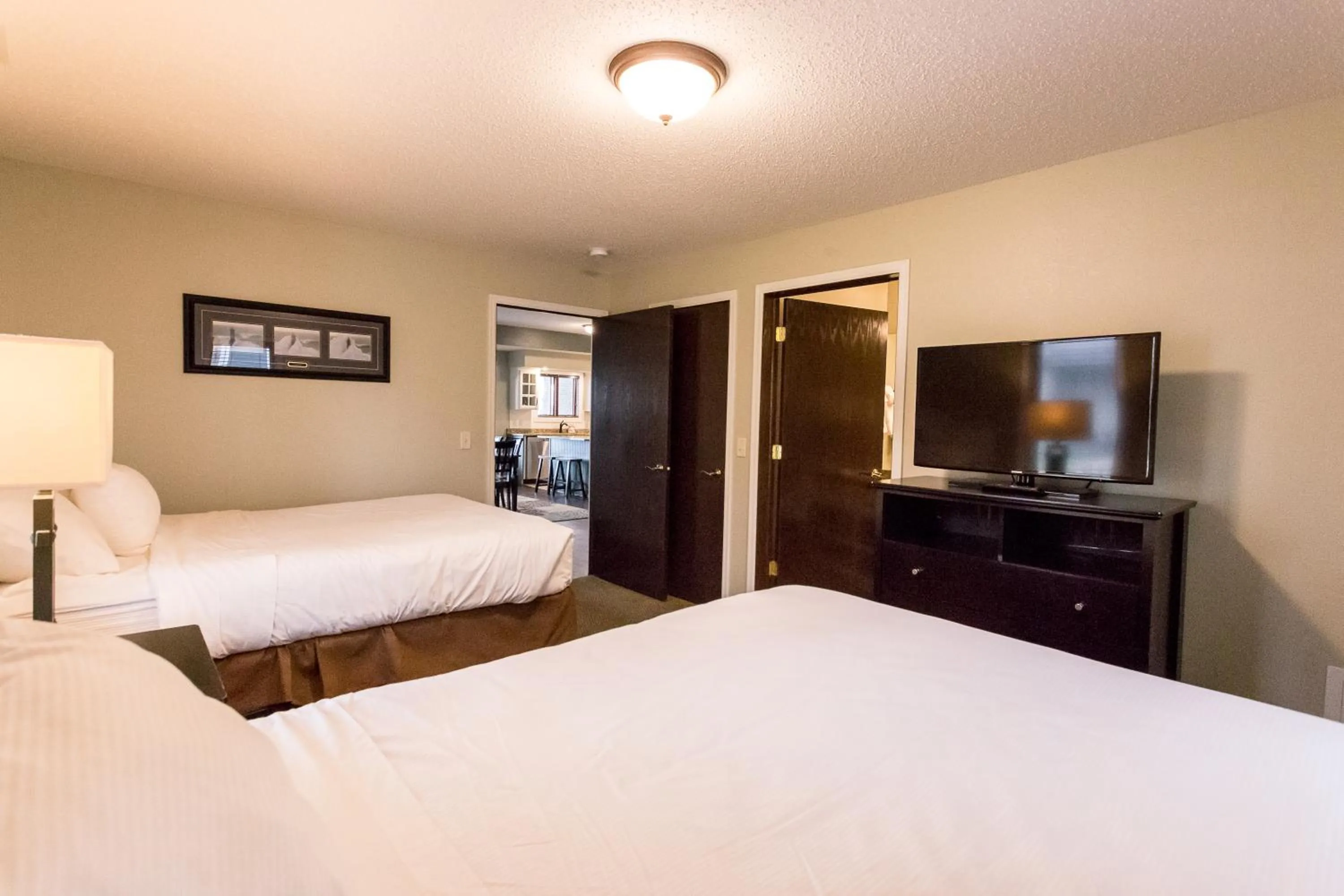 Bed in Bay Colony- Unit 764 - Lower