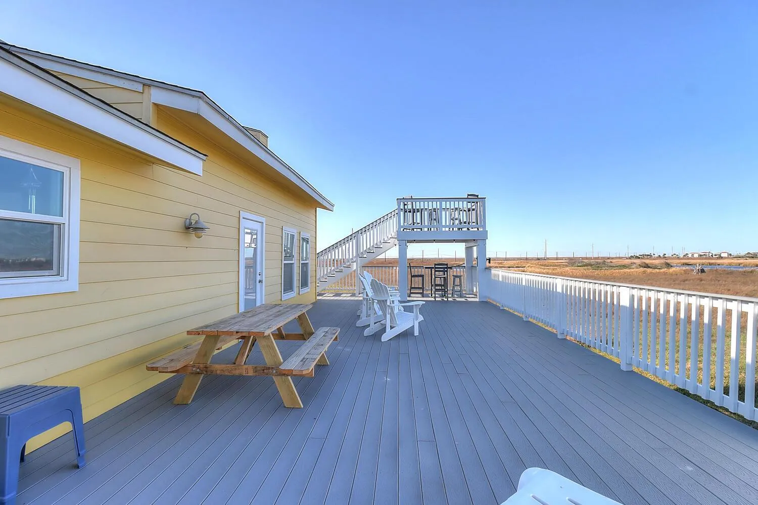 Other in It Is Fine LCV26 Pet Friendly