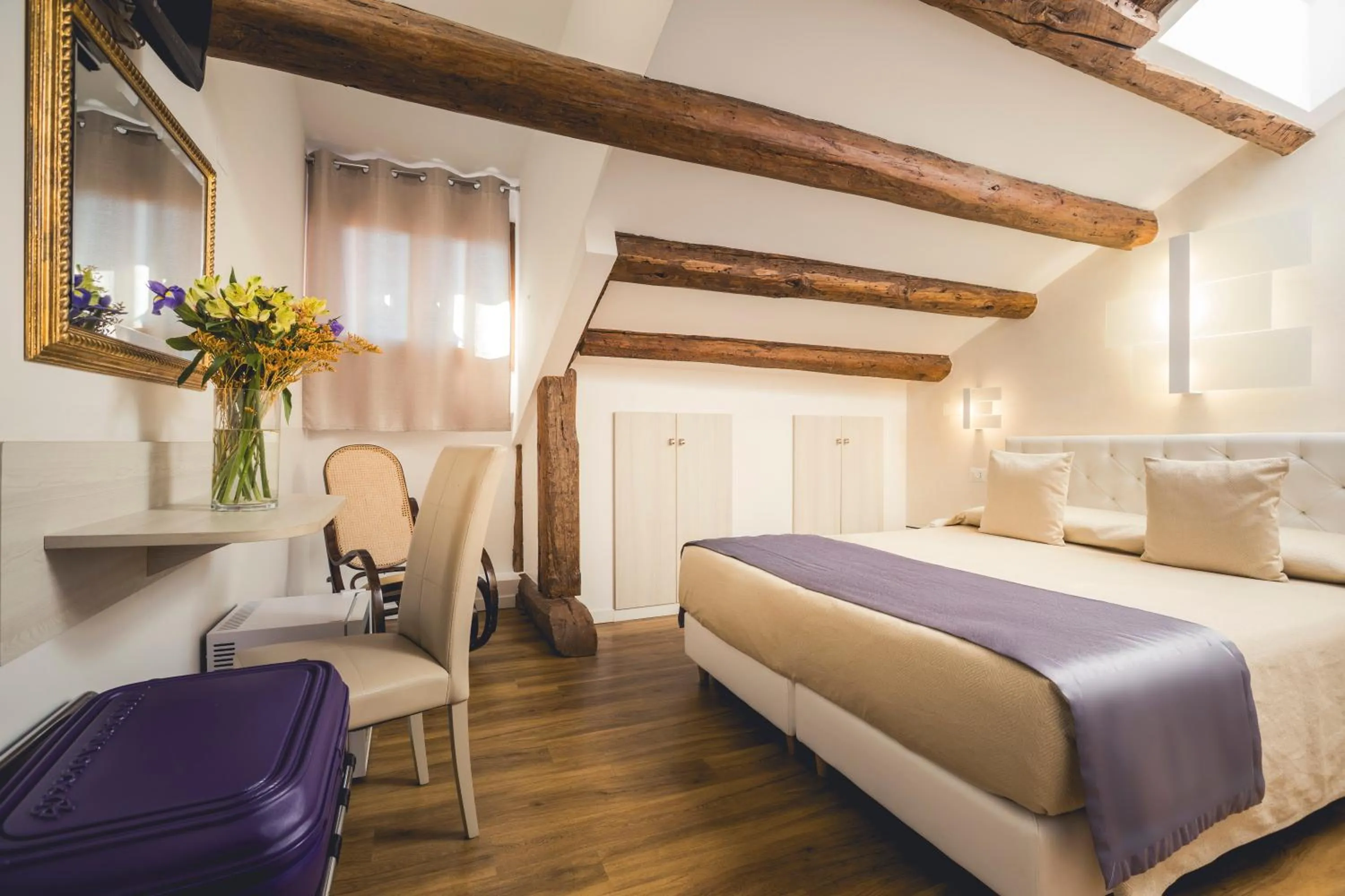 Bedroom, Bed in Locanda Ca' Lucrezia