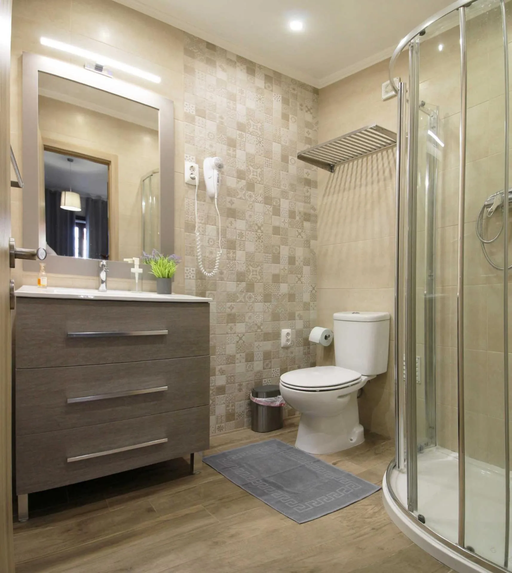 Bathroom in Marvin T2 com terraço