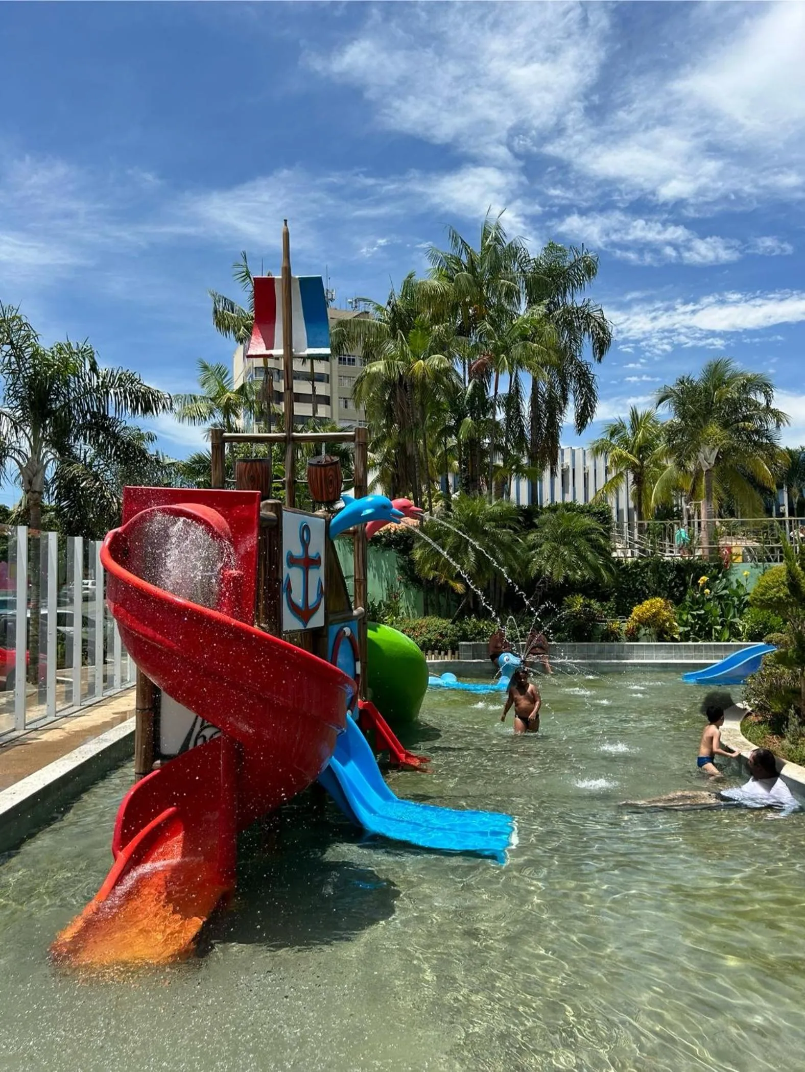 Aqua park in Araras Apart Service I