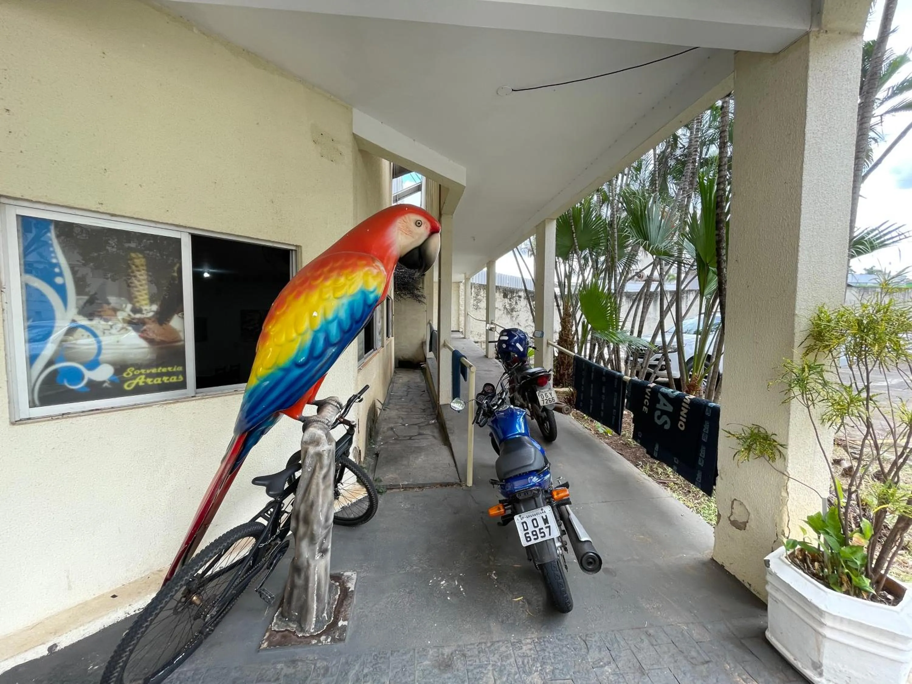 Inner courtyard view in Araras Apart Service I