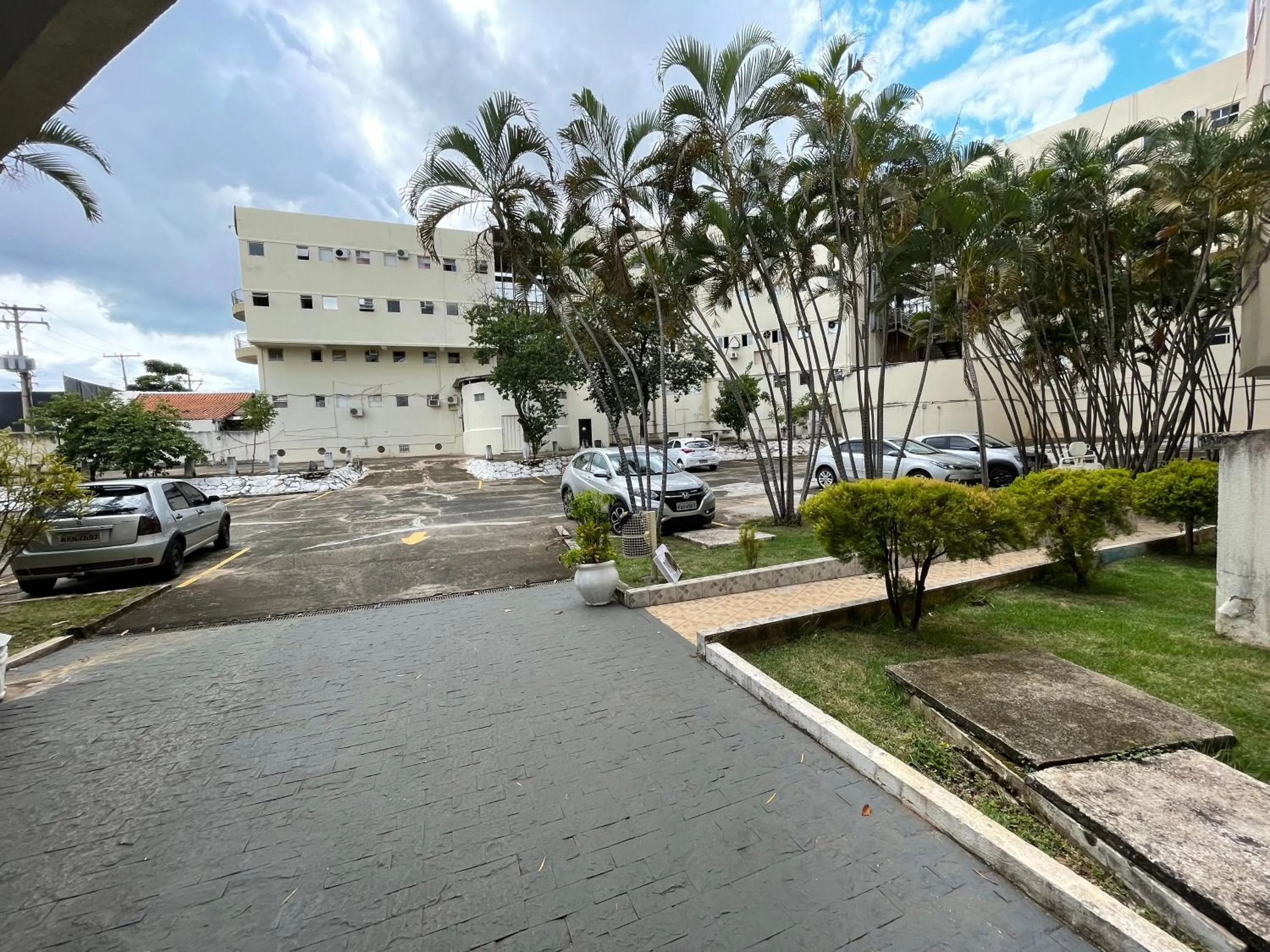 Inner courtyard view in Araras Apart Service I