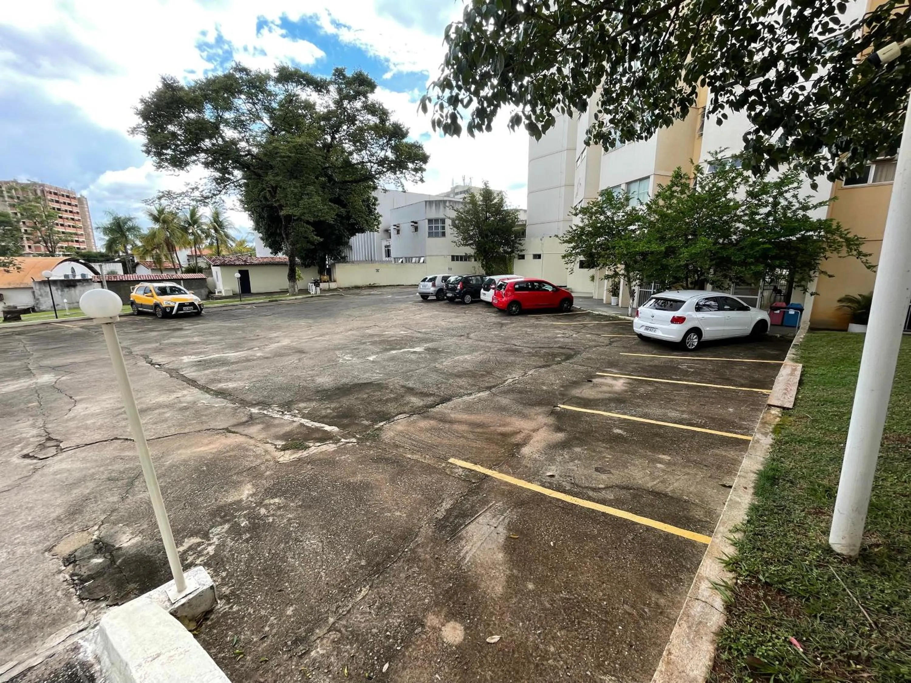 Parking in Araras Apart Service I