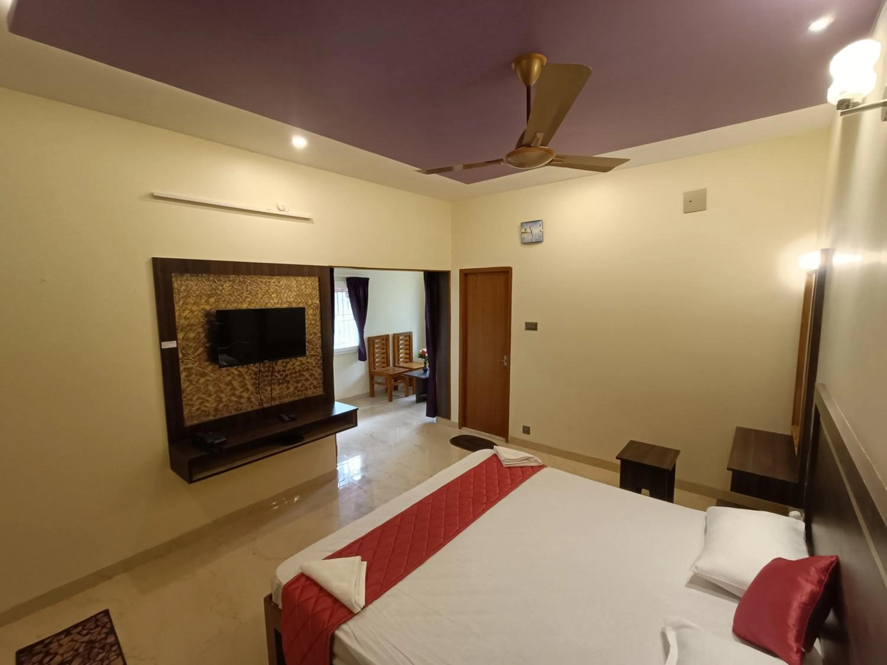 Photo of the whole room, Bed in Bhavan Resorts