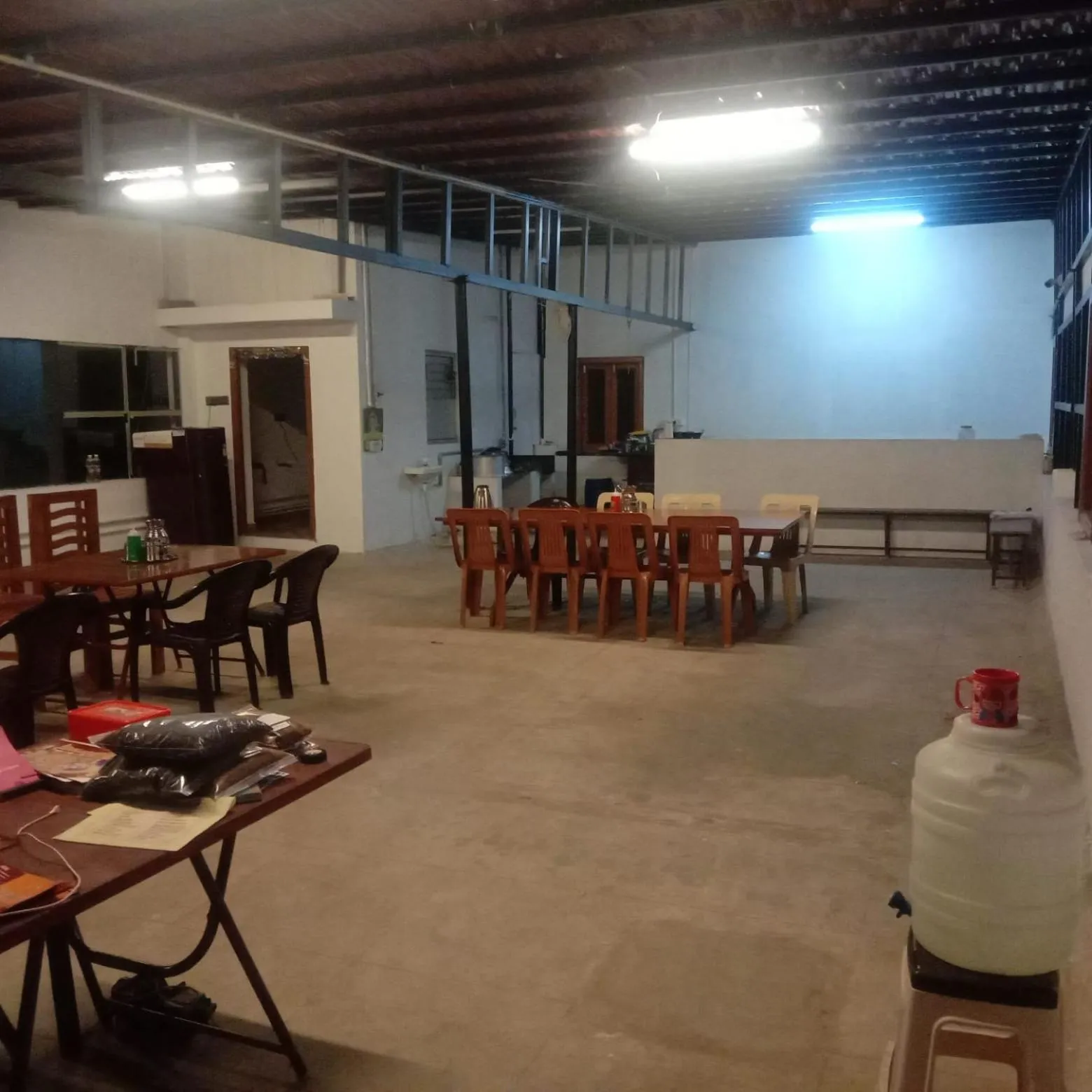 Restaurant/places to eat in Bhavan Resorts