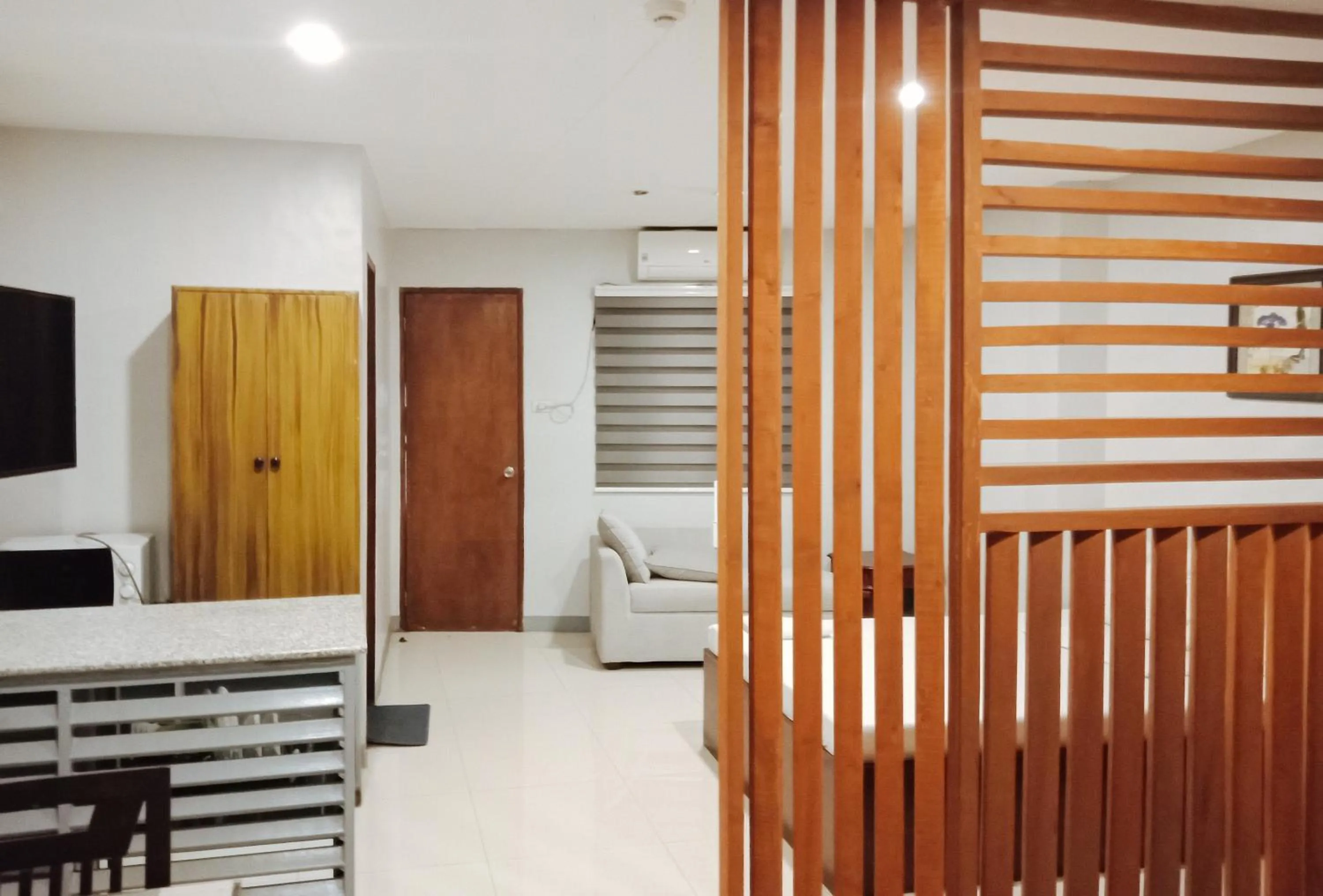 Bedroom in RedDoorz @ H.F. Golden Travellers Inn