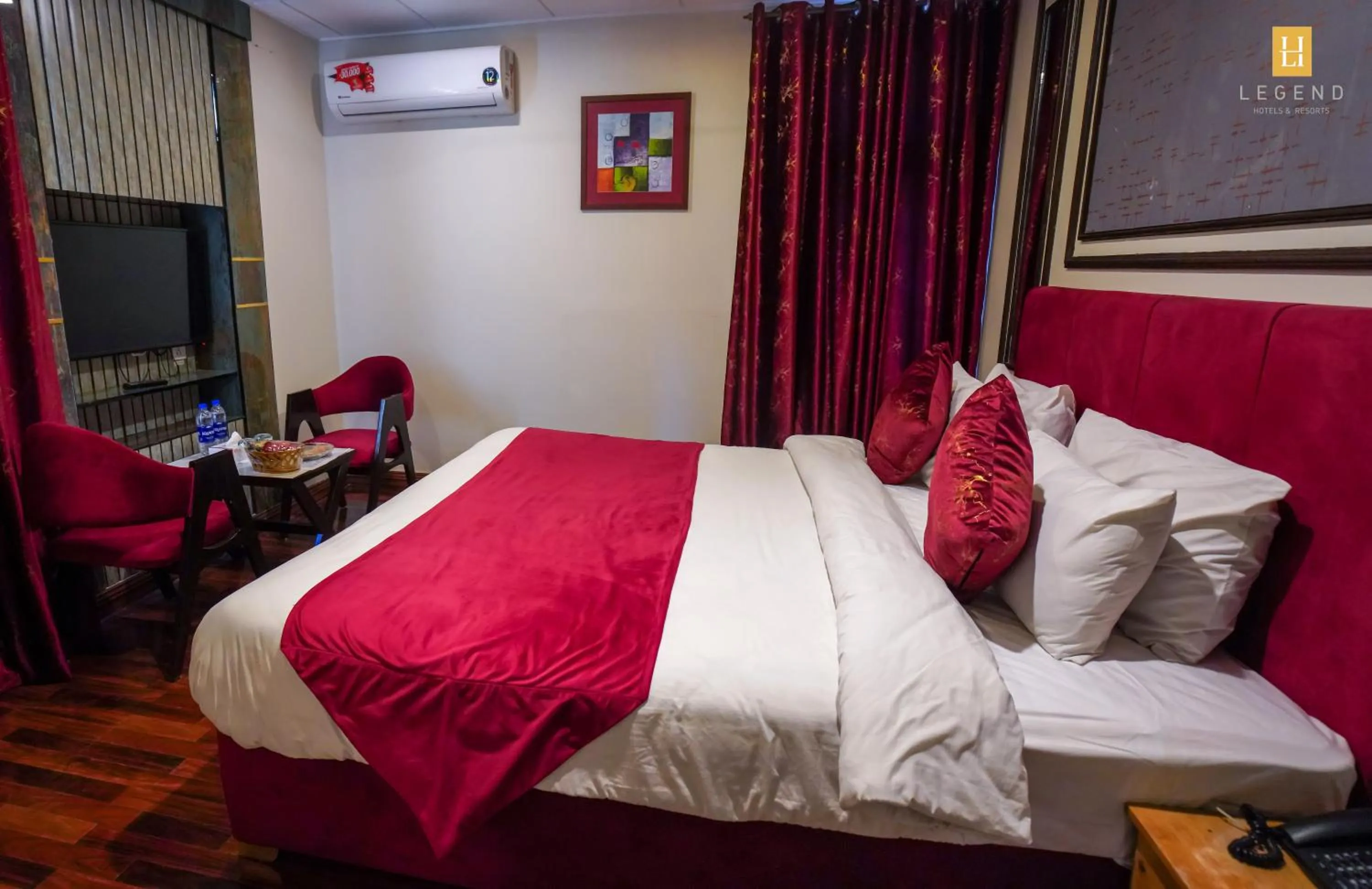 Bed in Legend Hotel Skardu