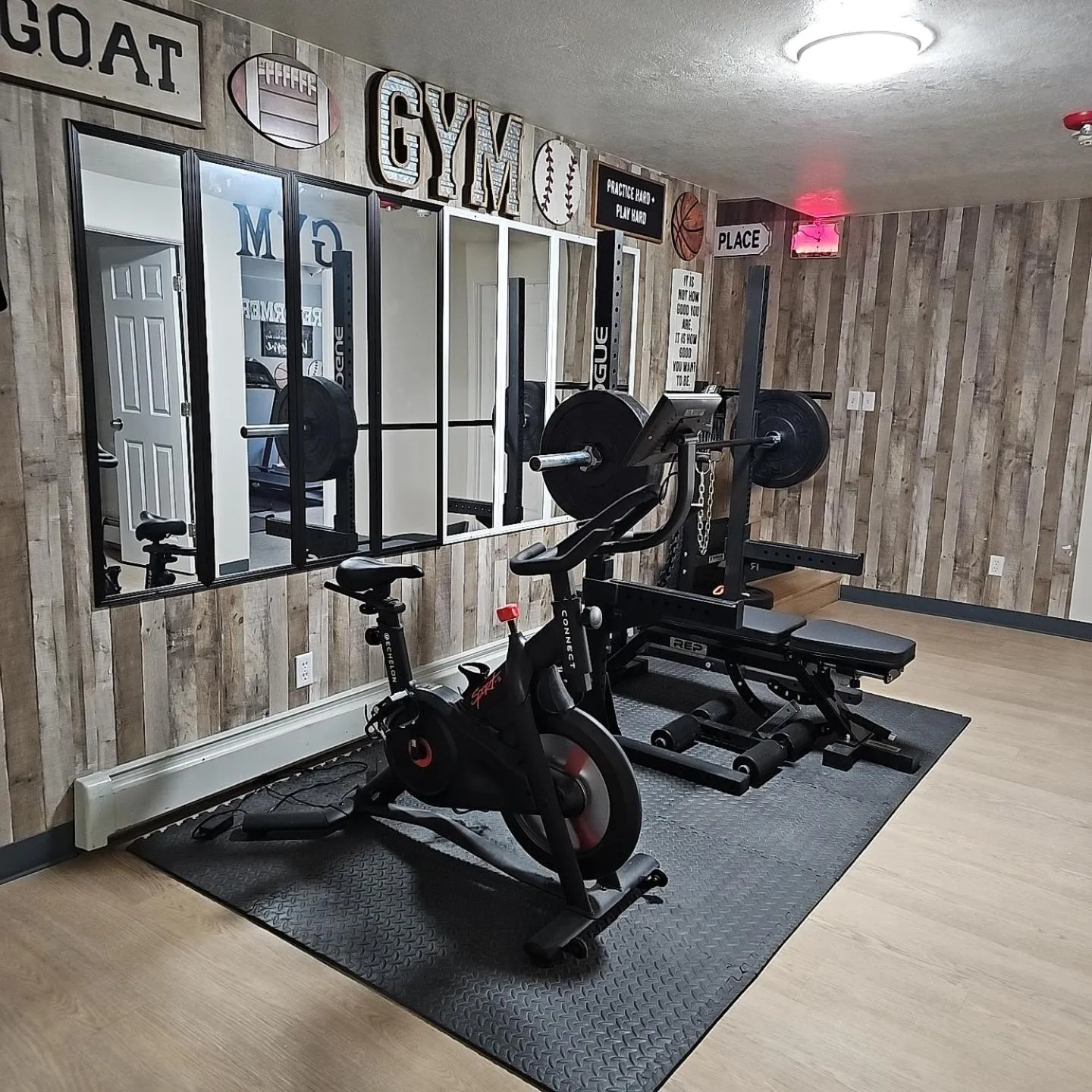 Property building in Jefferson Inn