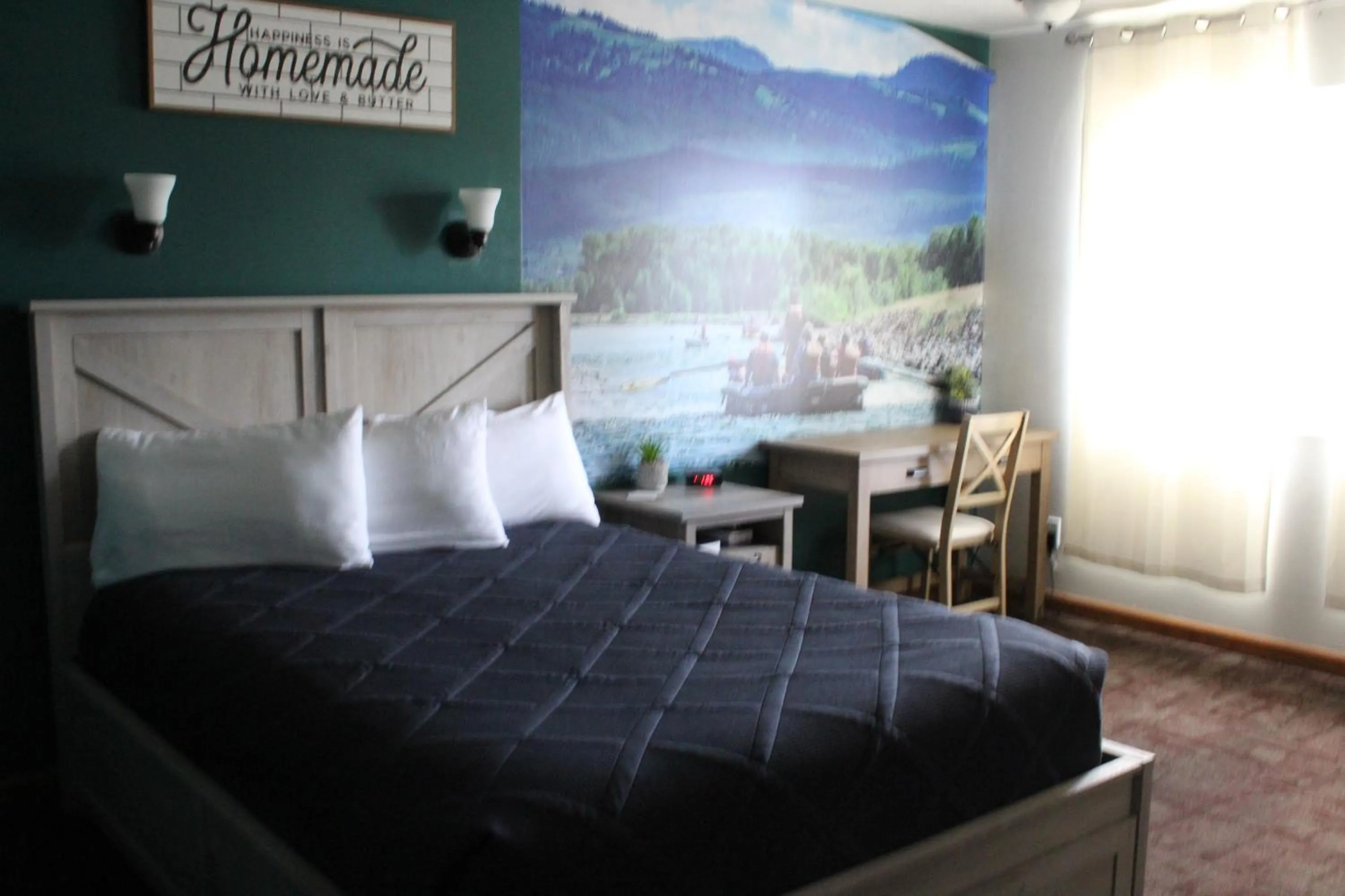 Bed in Jefferson Inn