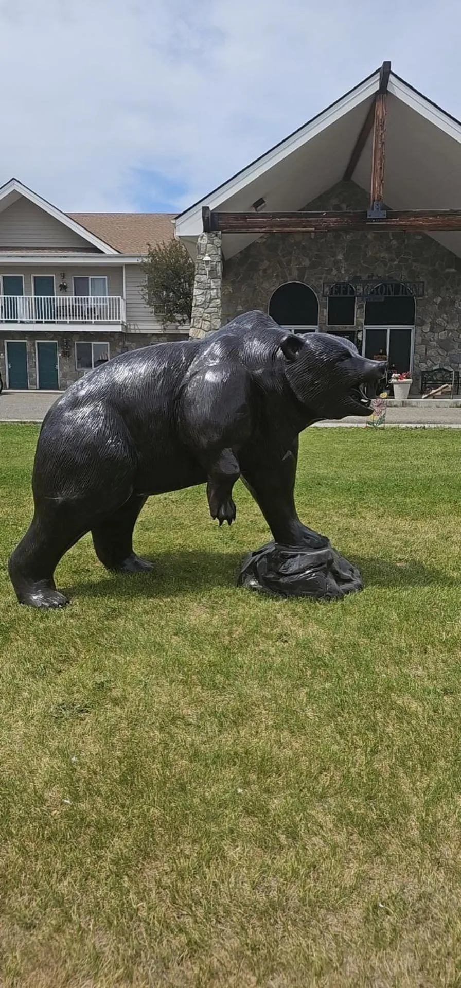 Property building in Jefferson Inn