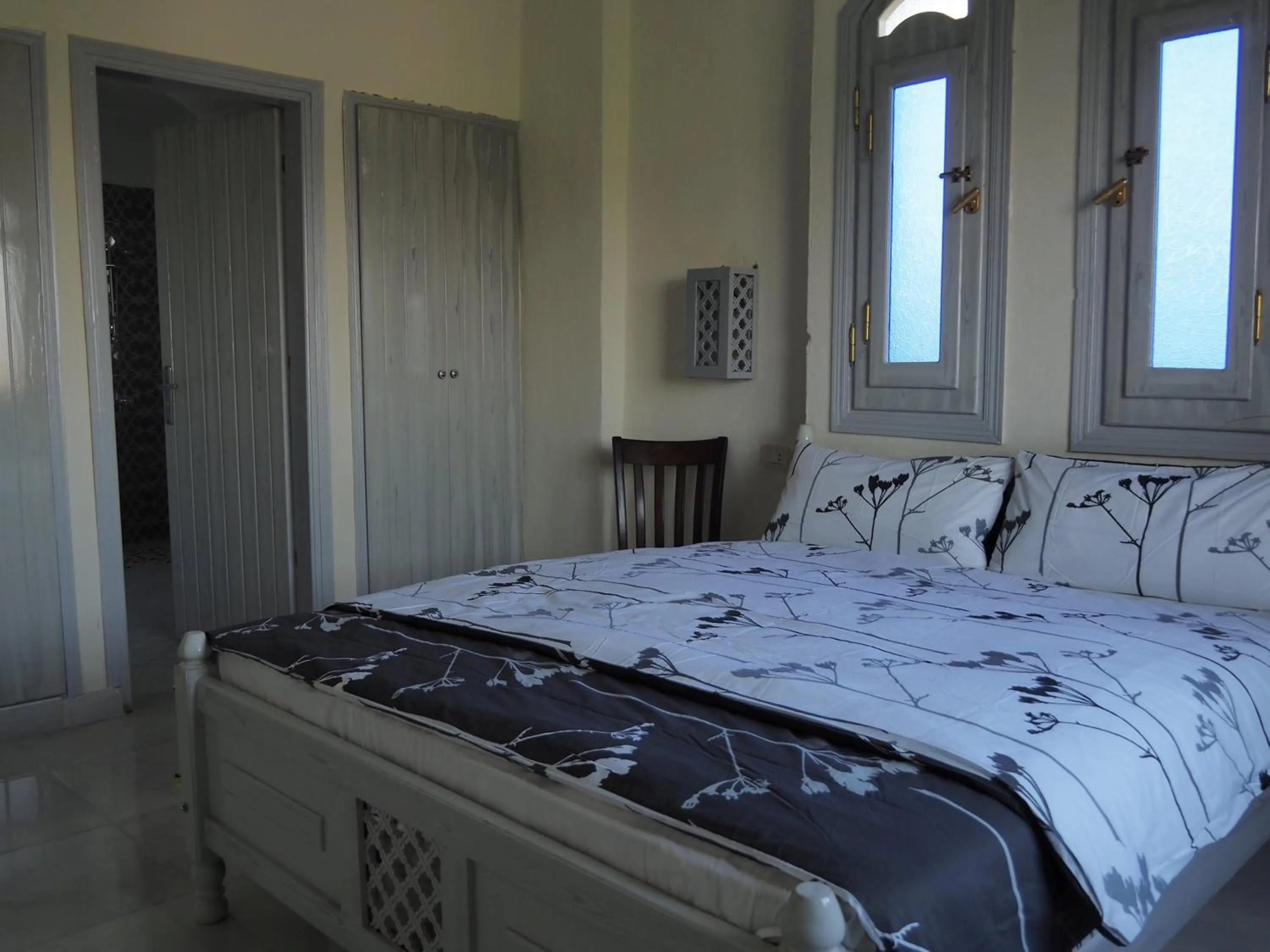 Bedroom, Bed in Nile Compound