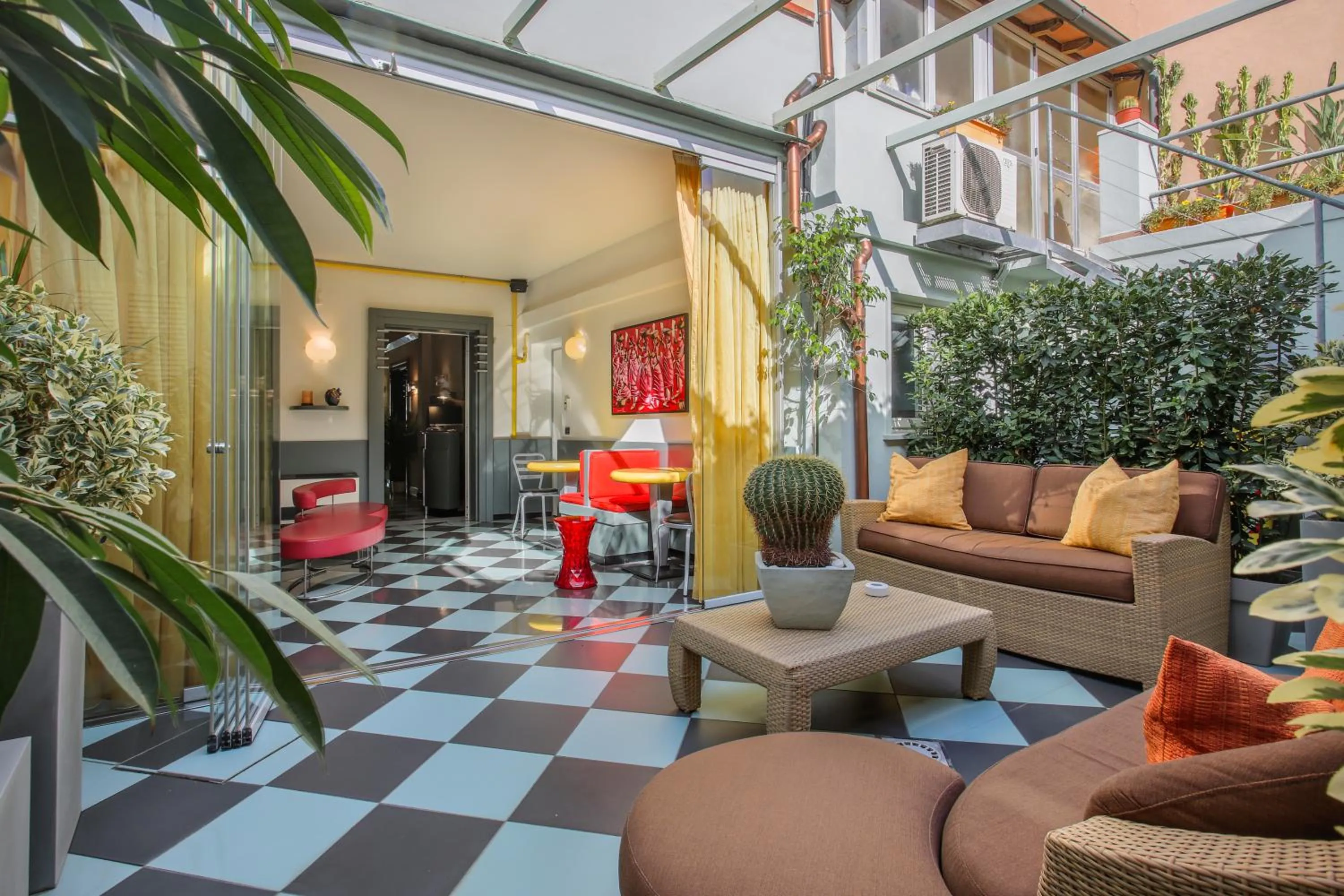 Patio in Hotel Tirrenia