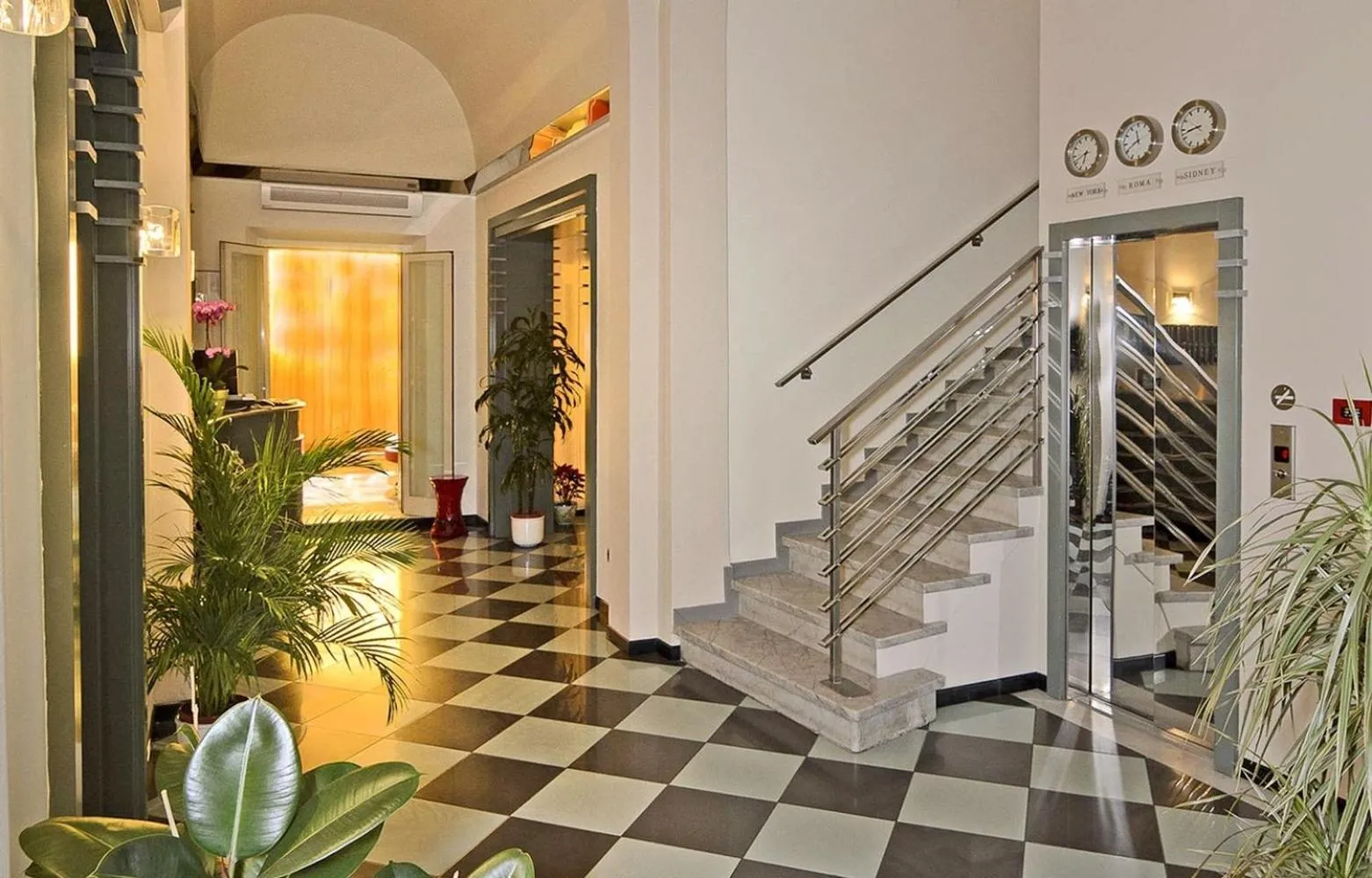 Facade/entrance in Hotel Tirrenia