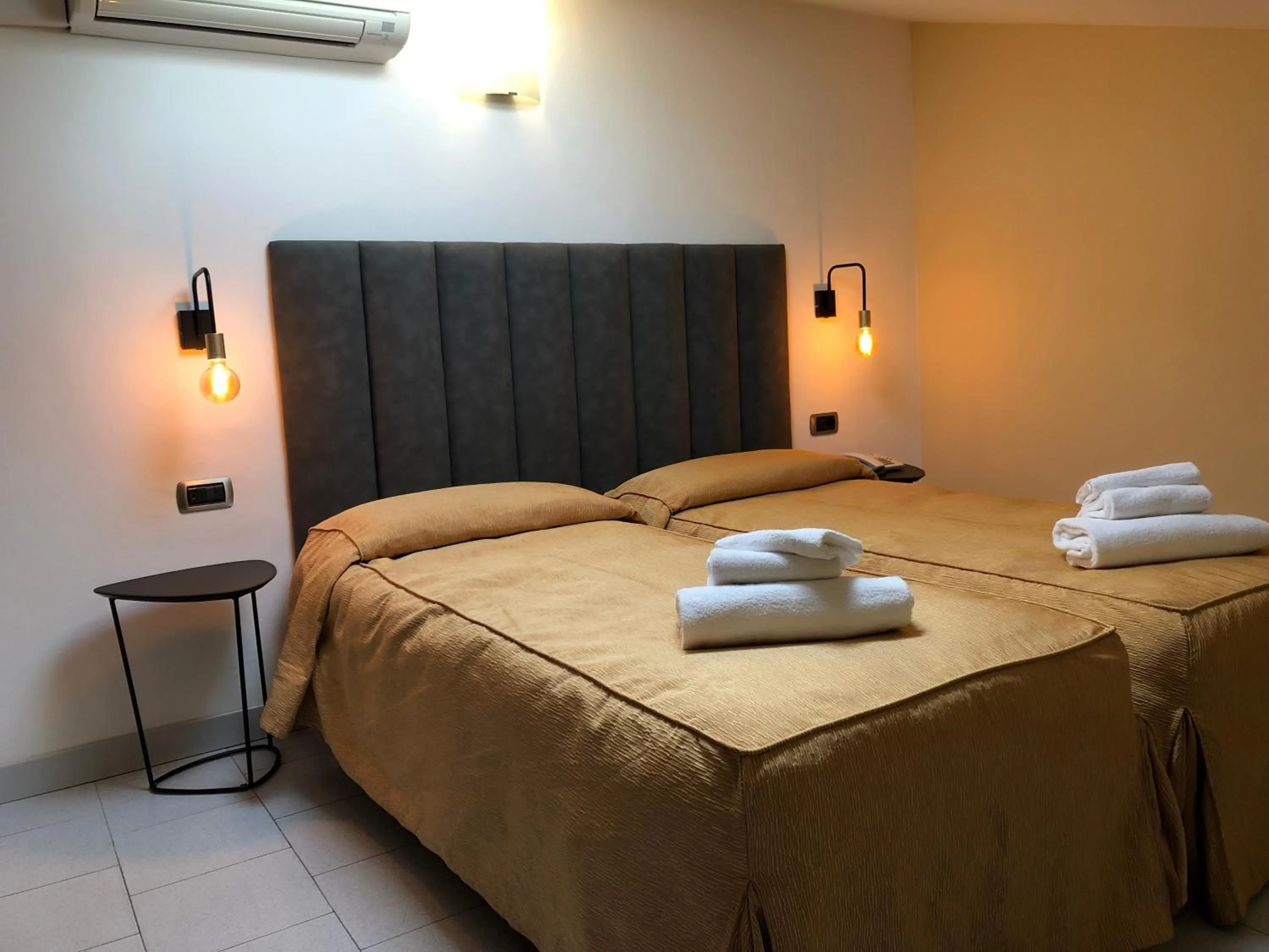 Bed in Hotel Tirrenia