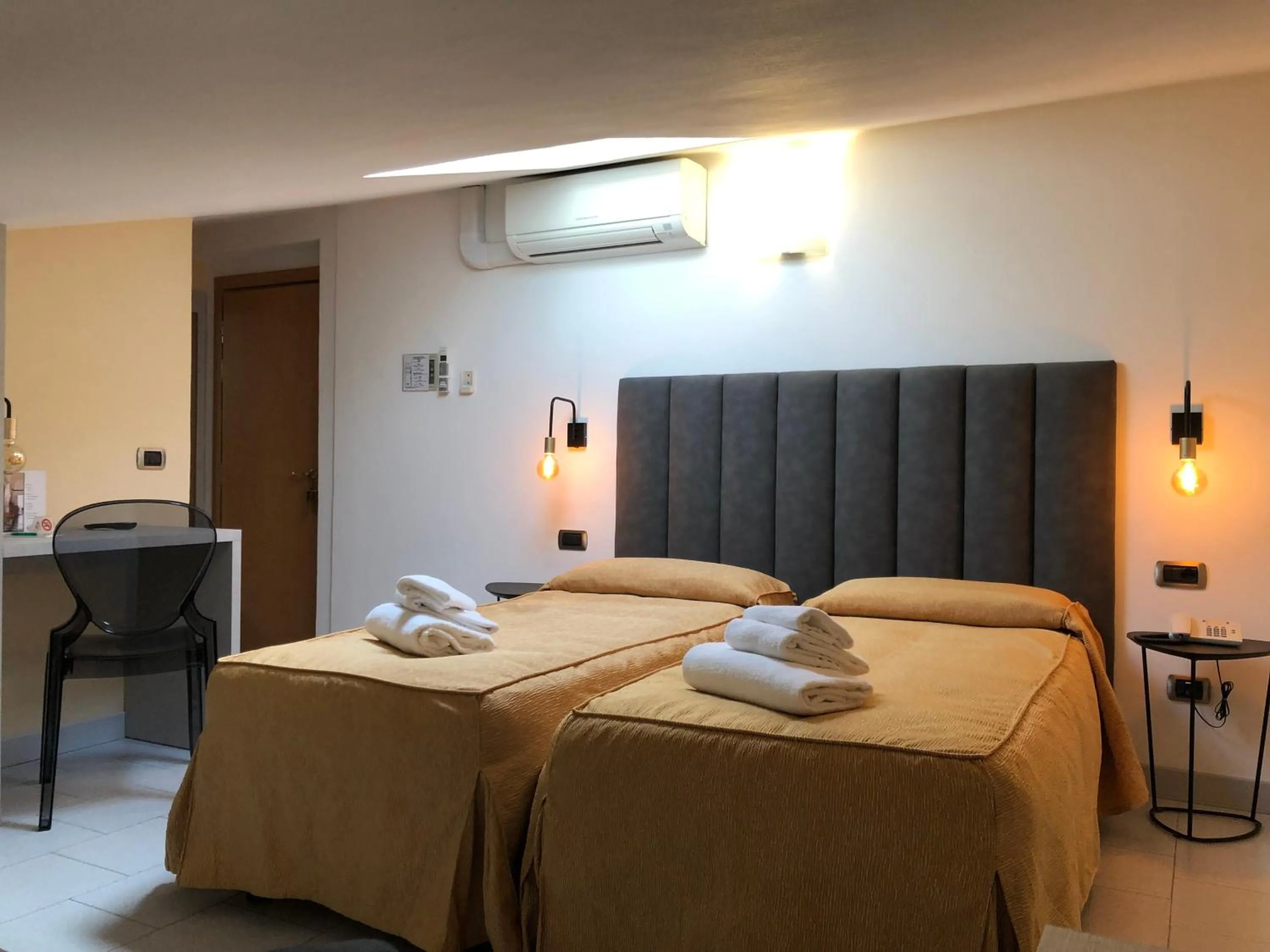 Bed in Hotel Tirrenia