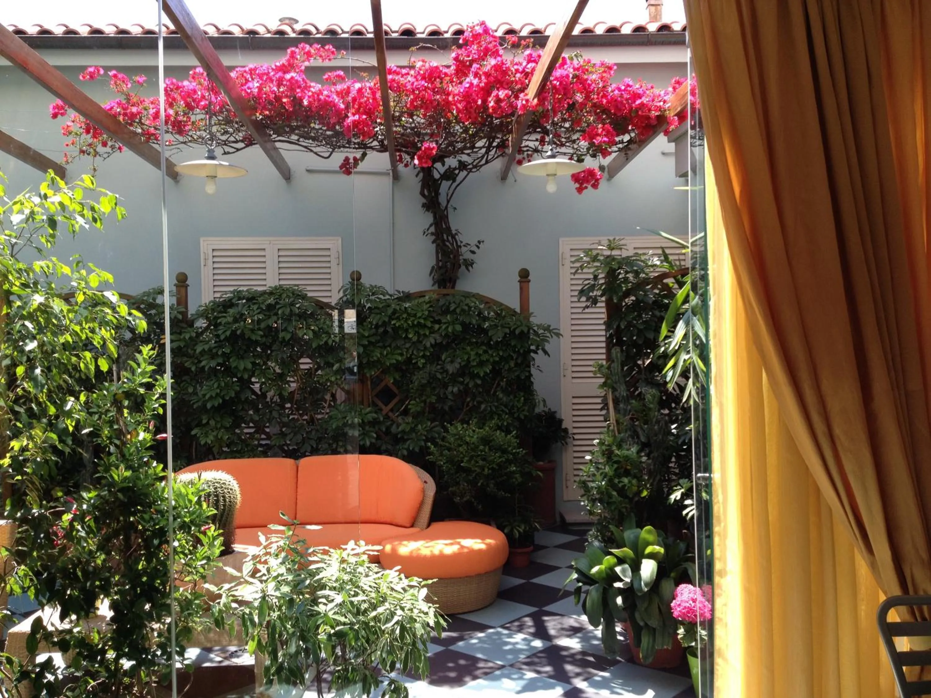 Patio in Hotel Tirrenia