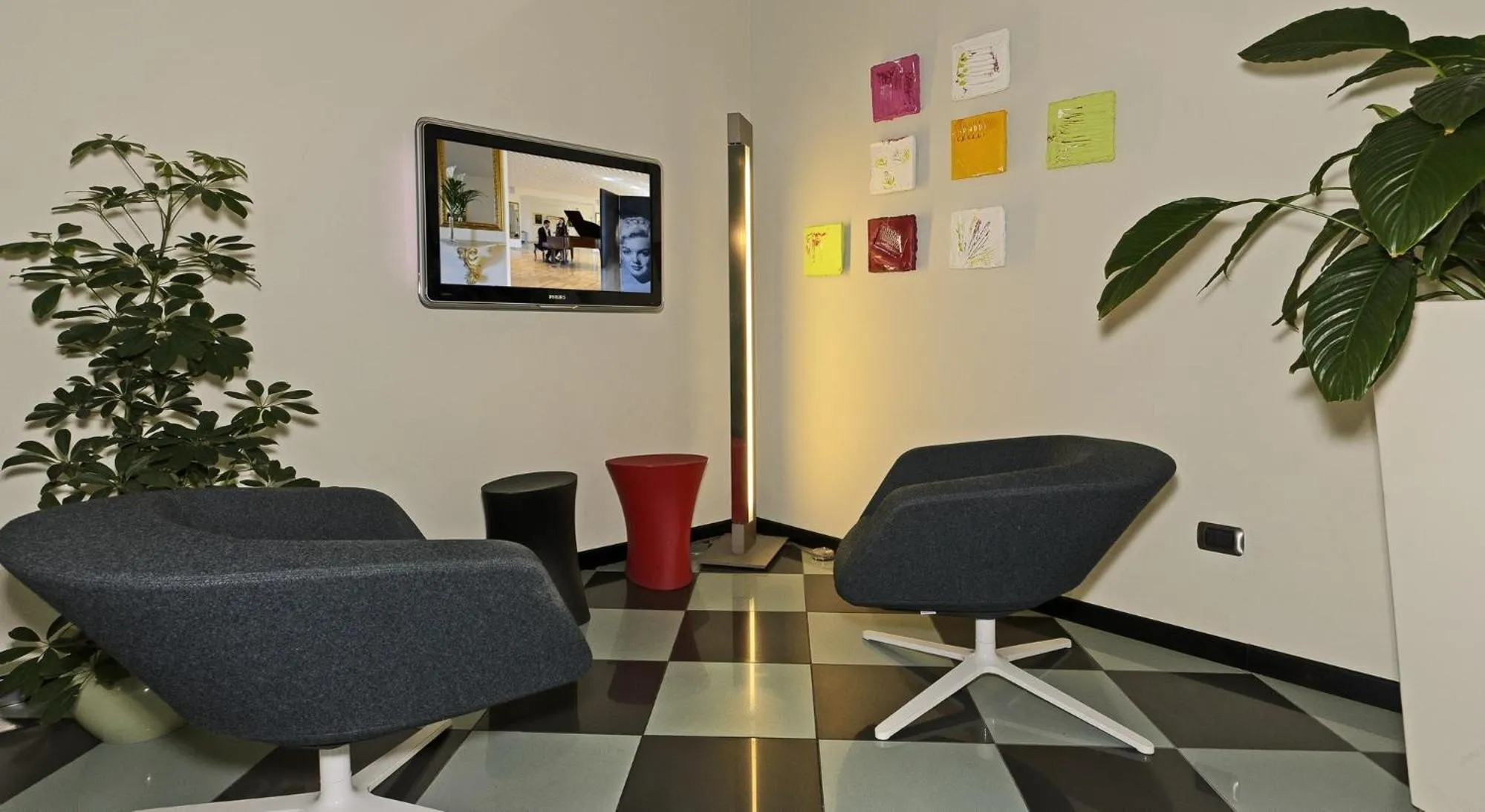 Communal lounge/ TV room in Hotel Tirrenia