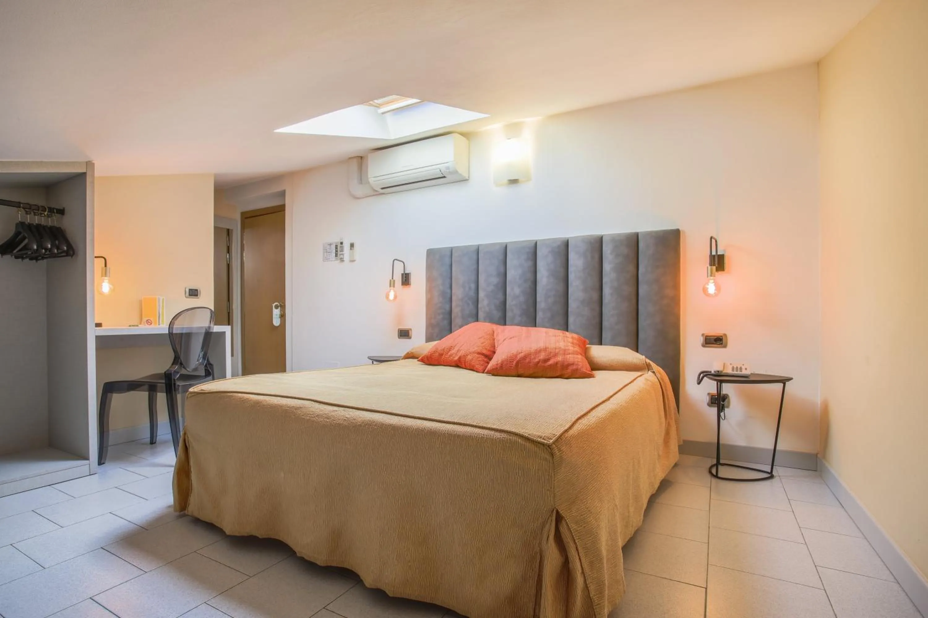 Bed in Hotel Tirrenia