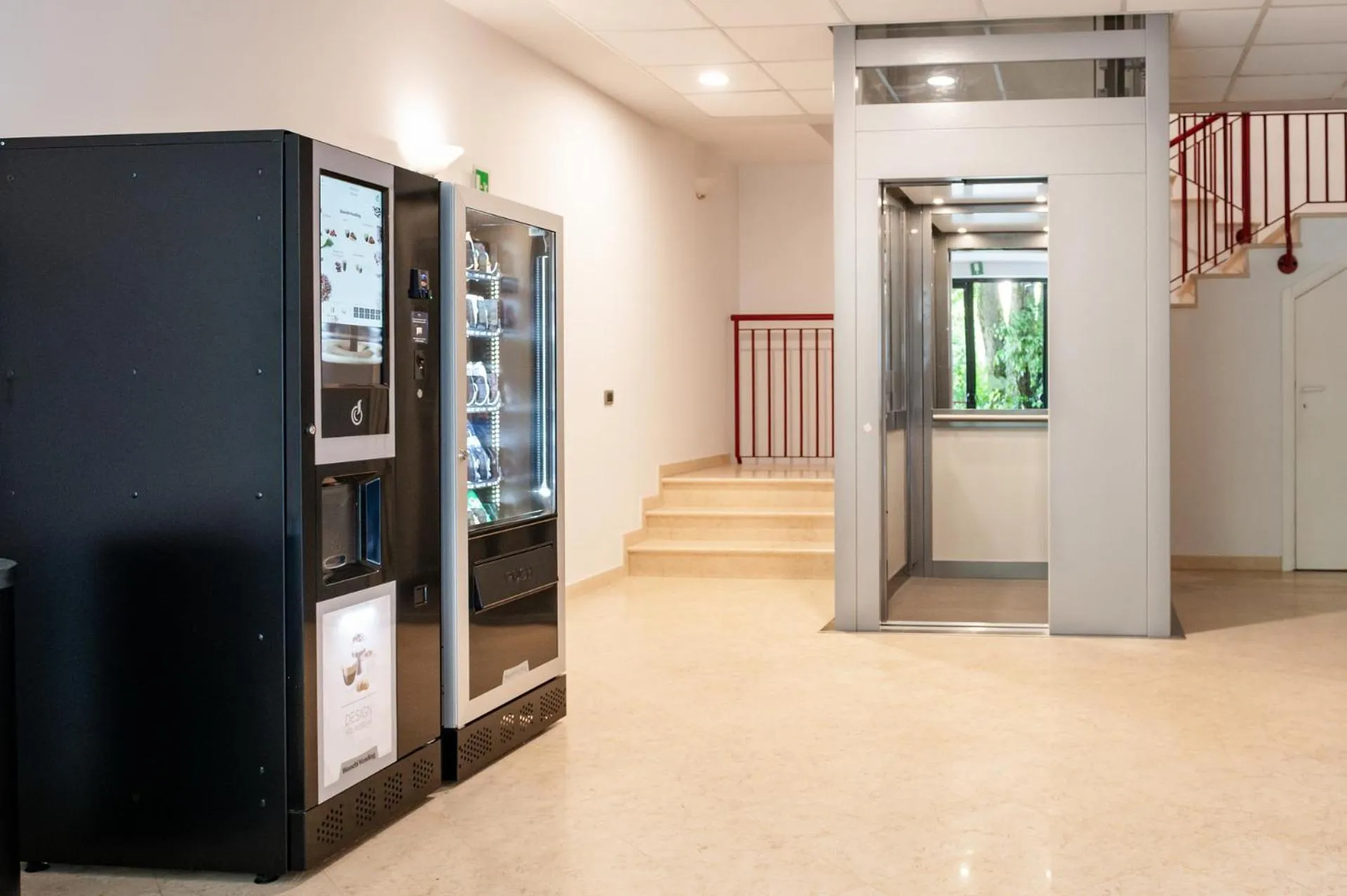 elevator in Hotel all'Orso