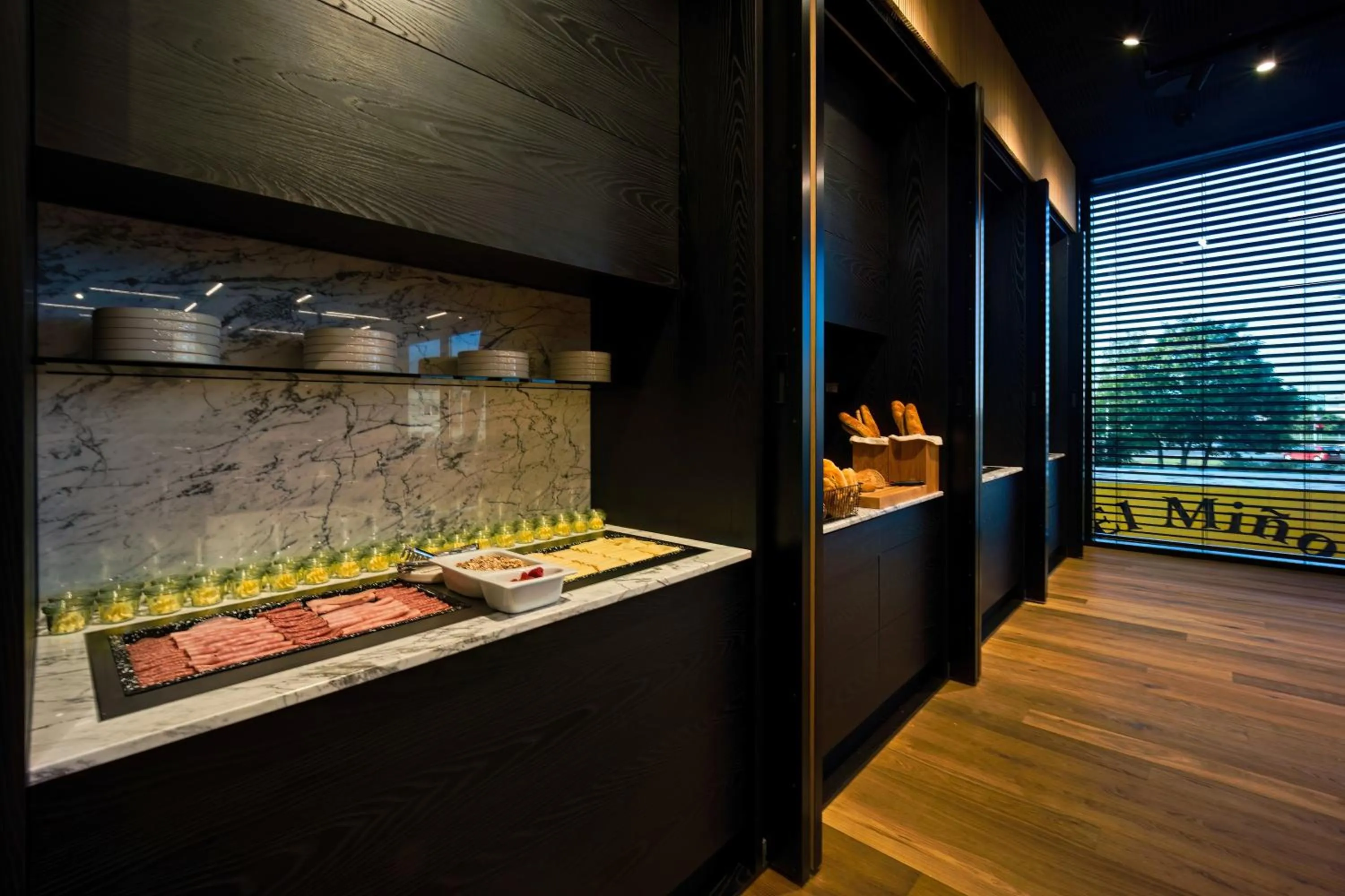 Business facilities in ABA Apartments