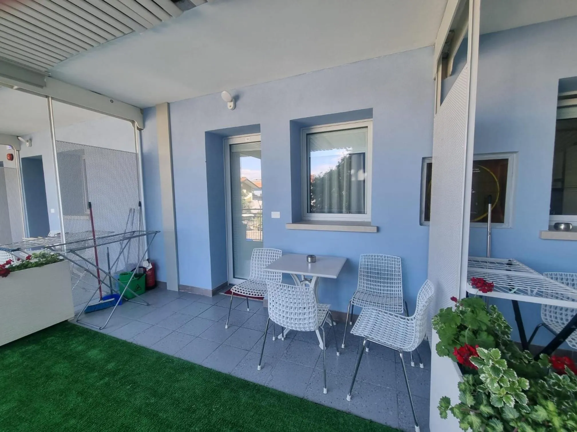 Patio in Aparthotel Holiday