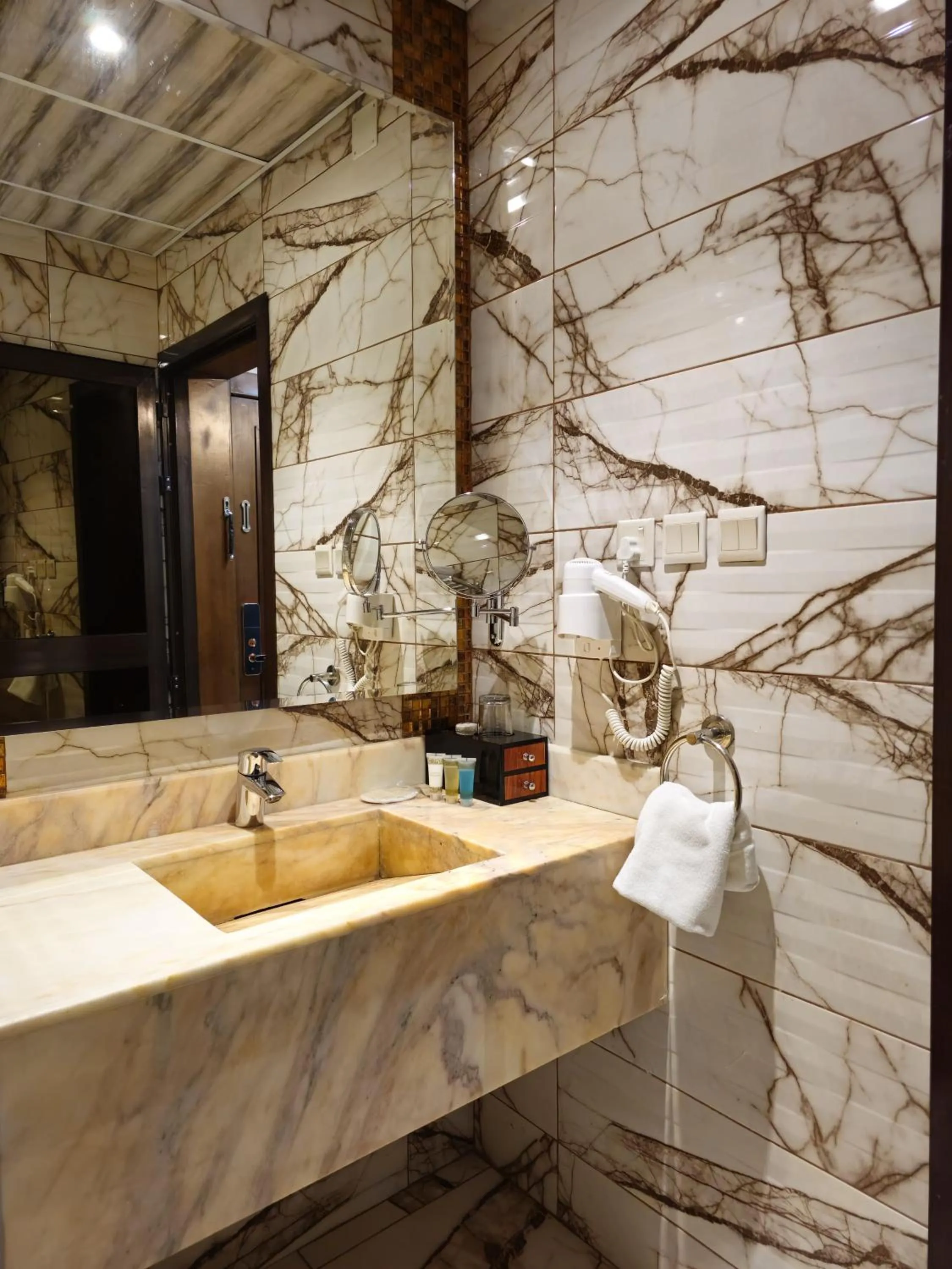 Bathroom in Royal Boutique Hotel