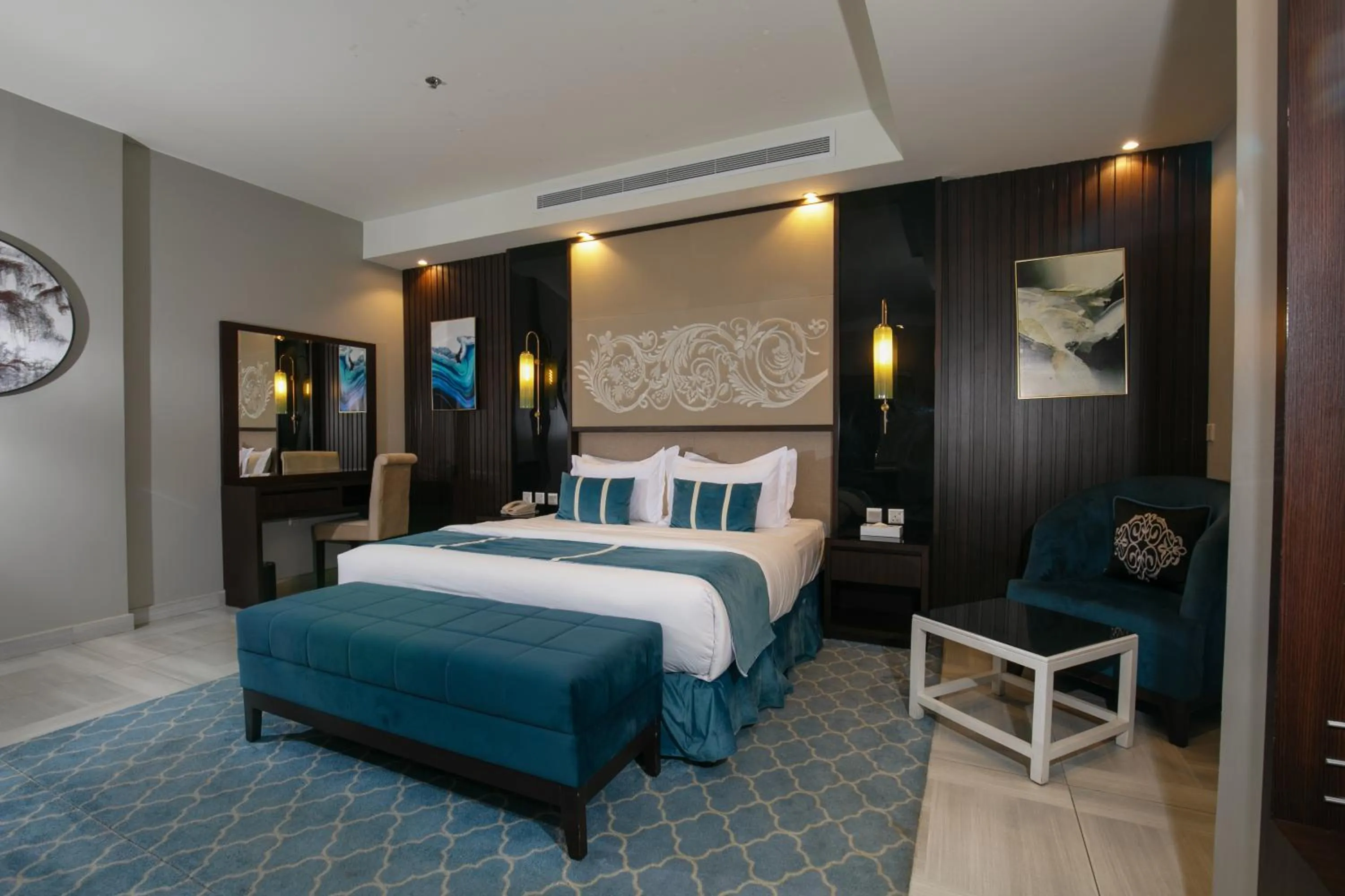 Bed in Royal Boutique Hotel