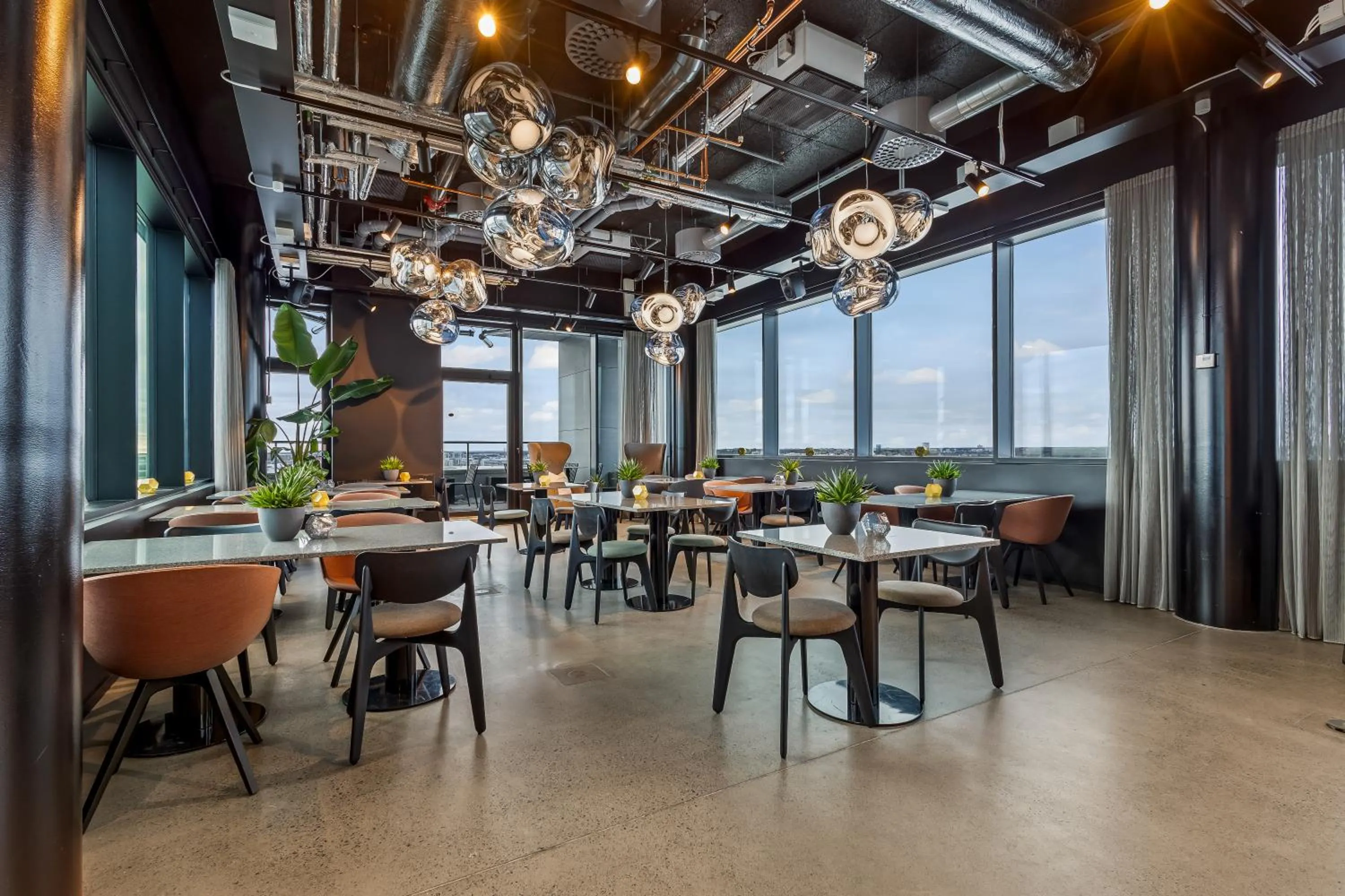 Lounge or bar in Unity Helsinki - A Studio Hotel