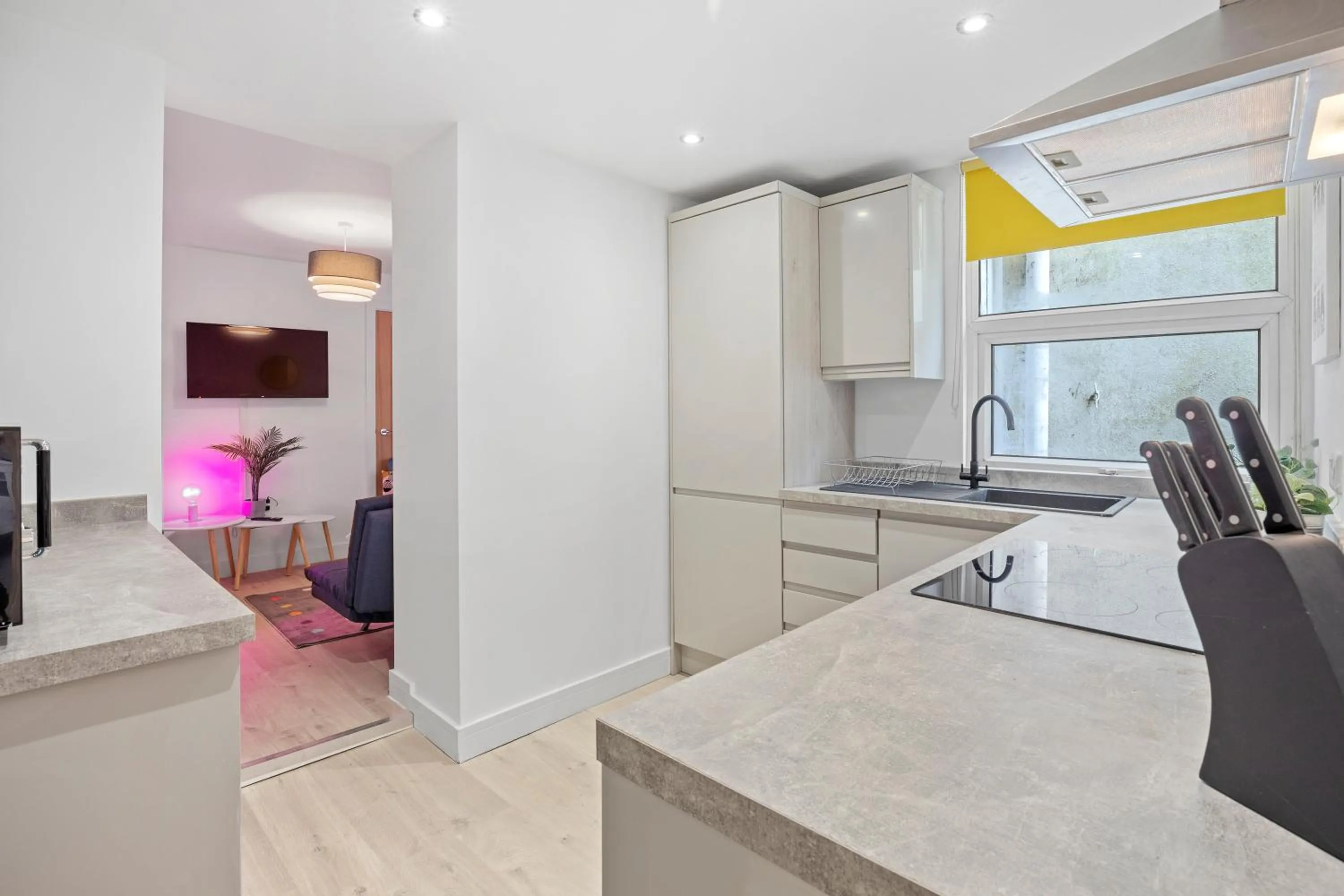 kitchen in St Peters Pad By My Getaways Free Parking